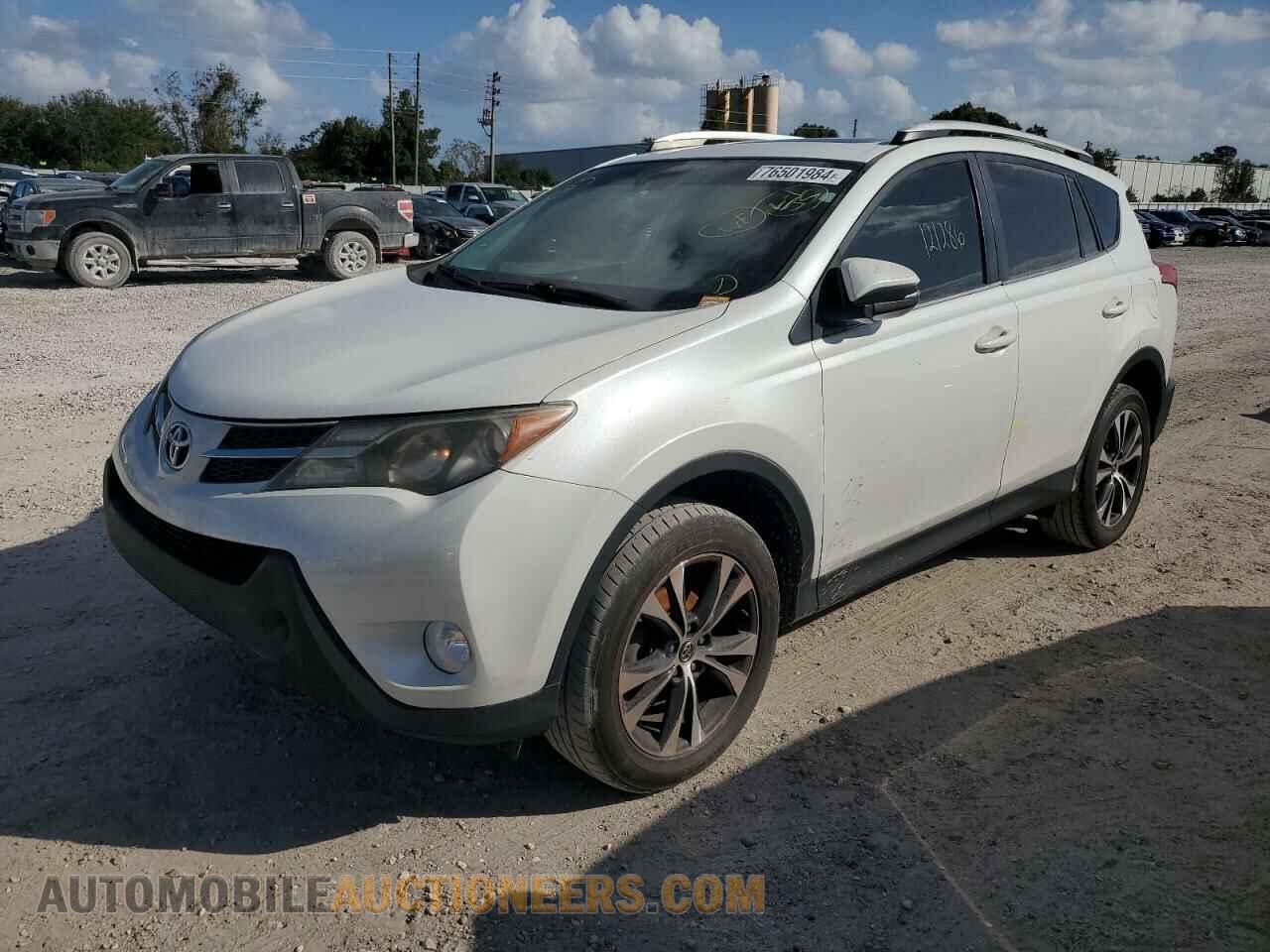 2T3YFREVXFW225489 TOYOTA RAV4 2015