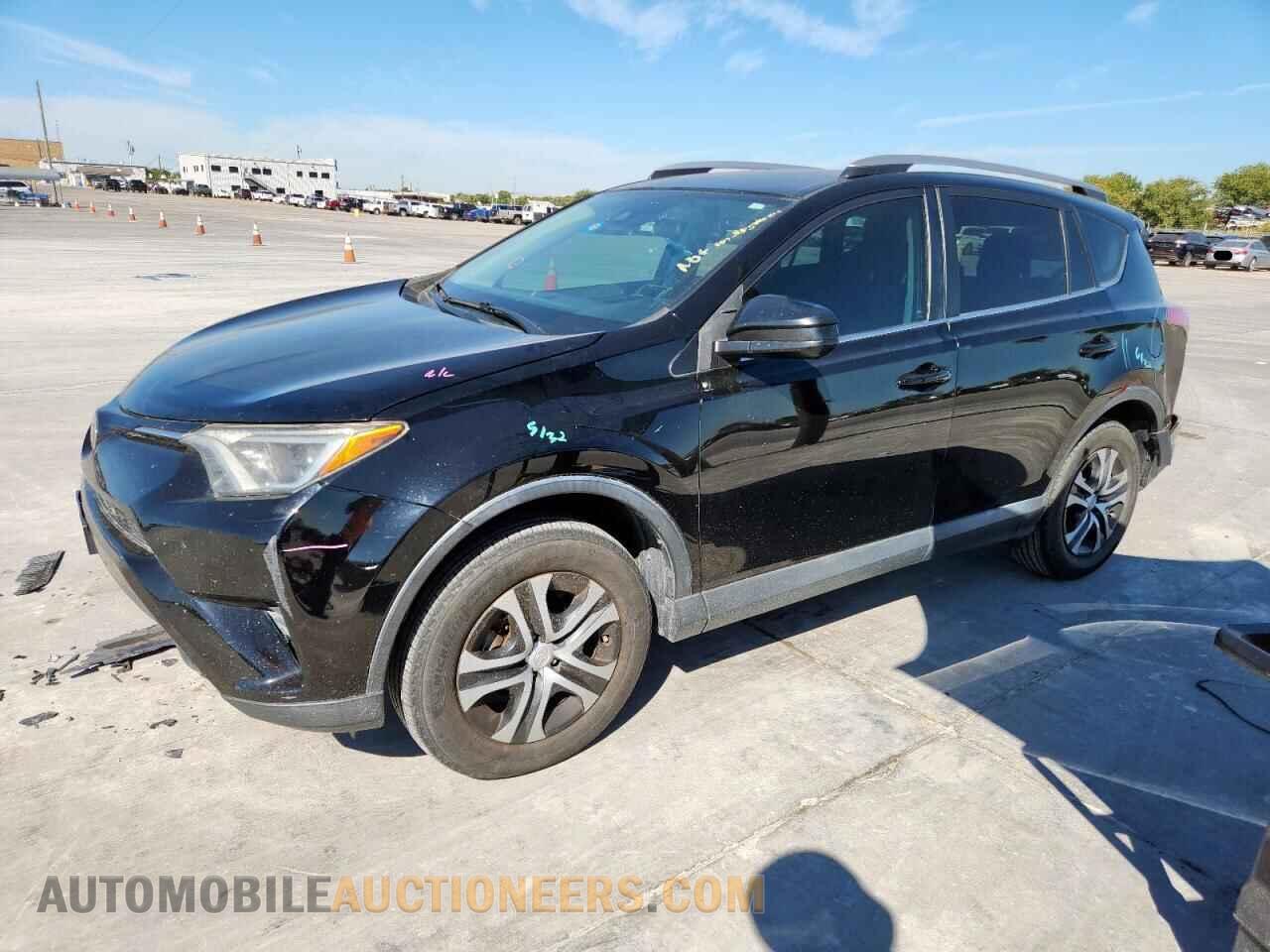2T3ZFREV2HW357864 TOYOTA RAV4 2017