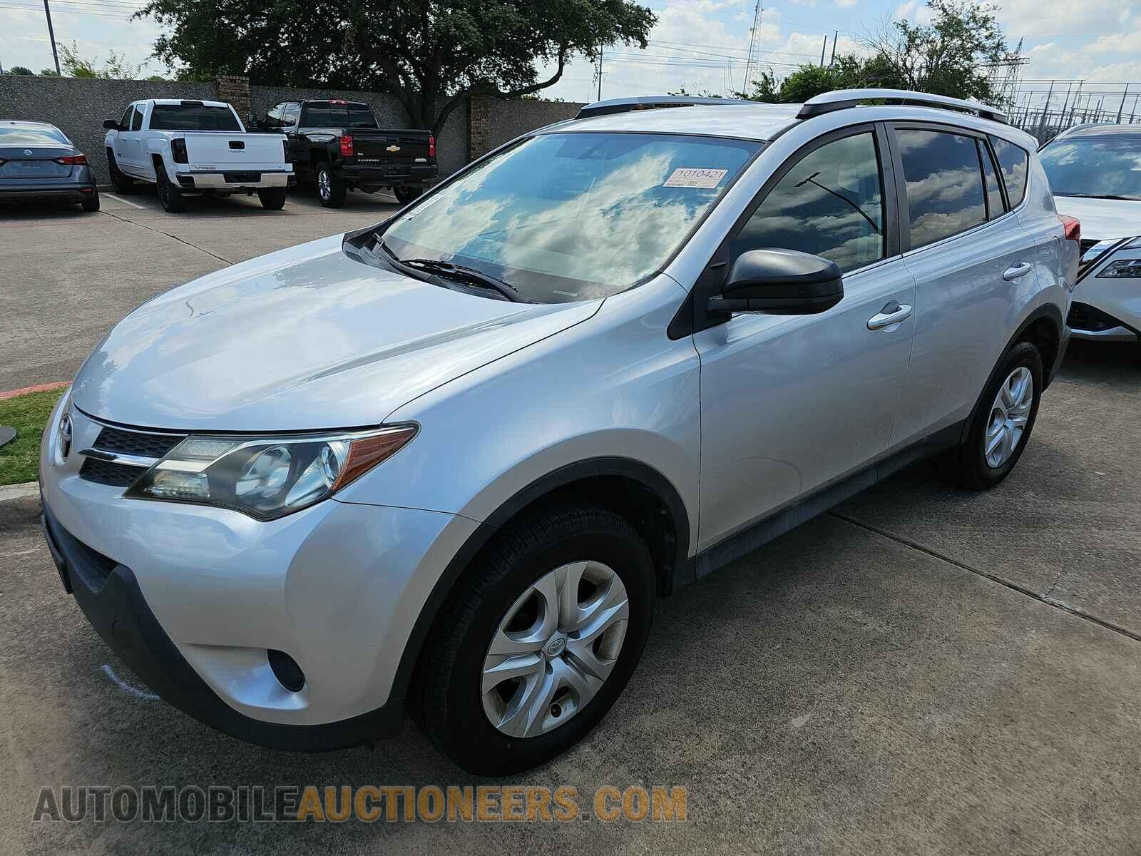 2T3ZFREV3FW217092 Toyota RAV4 2015