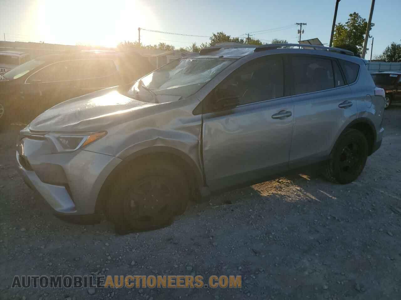 2T3ZFREV7HW355348 TOYOTA RAV4 2017