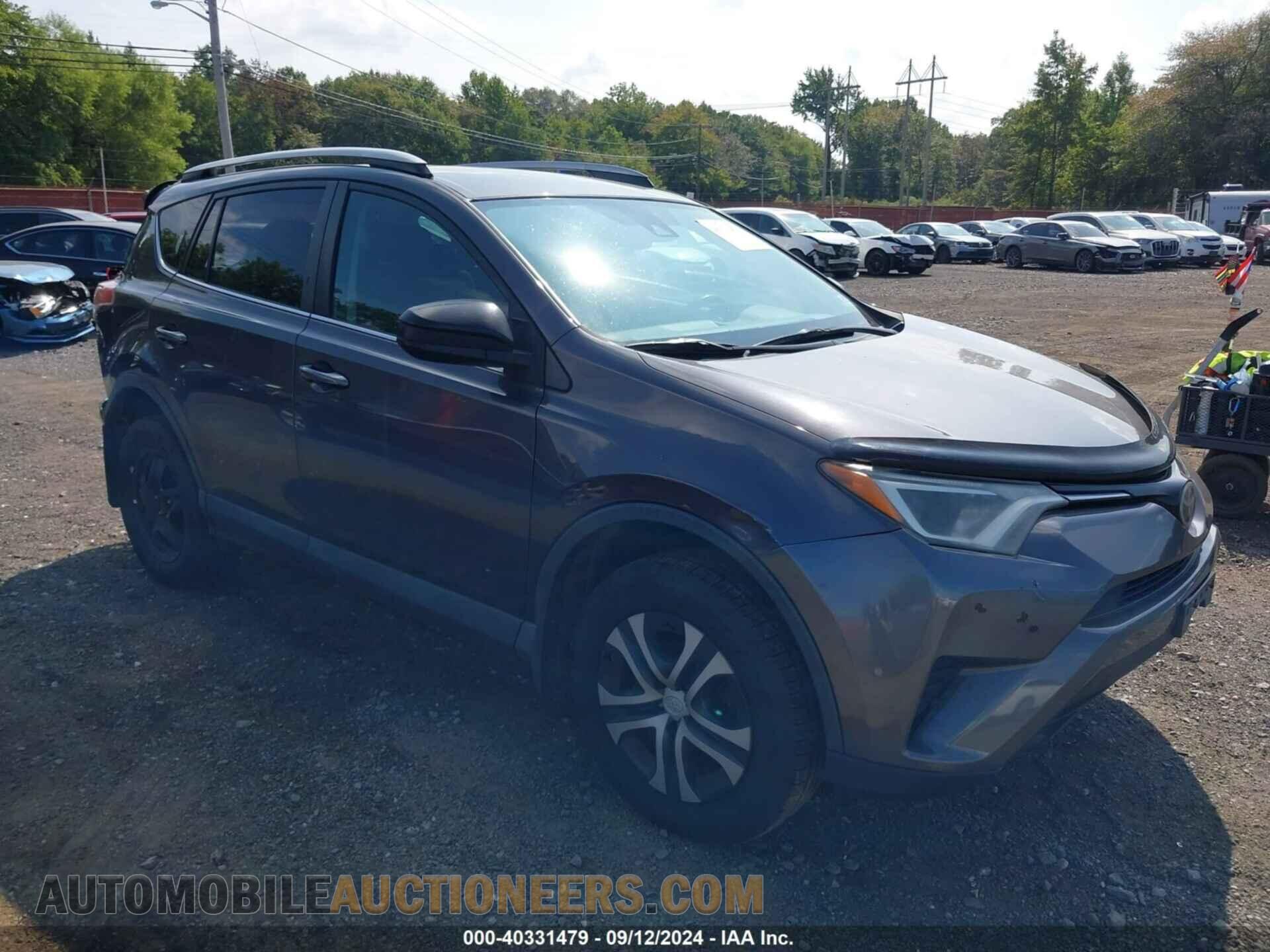 2T3ZFREV8HW364981 TOYOTA RAV4 2017