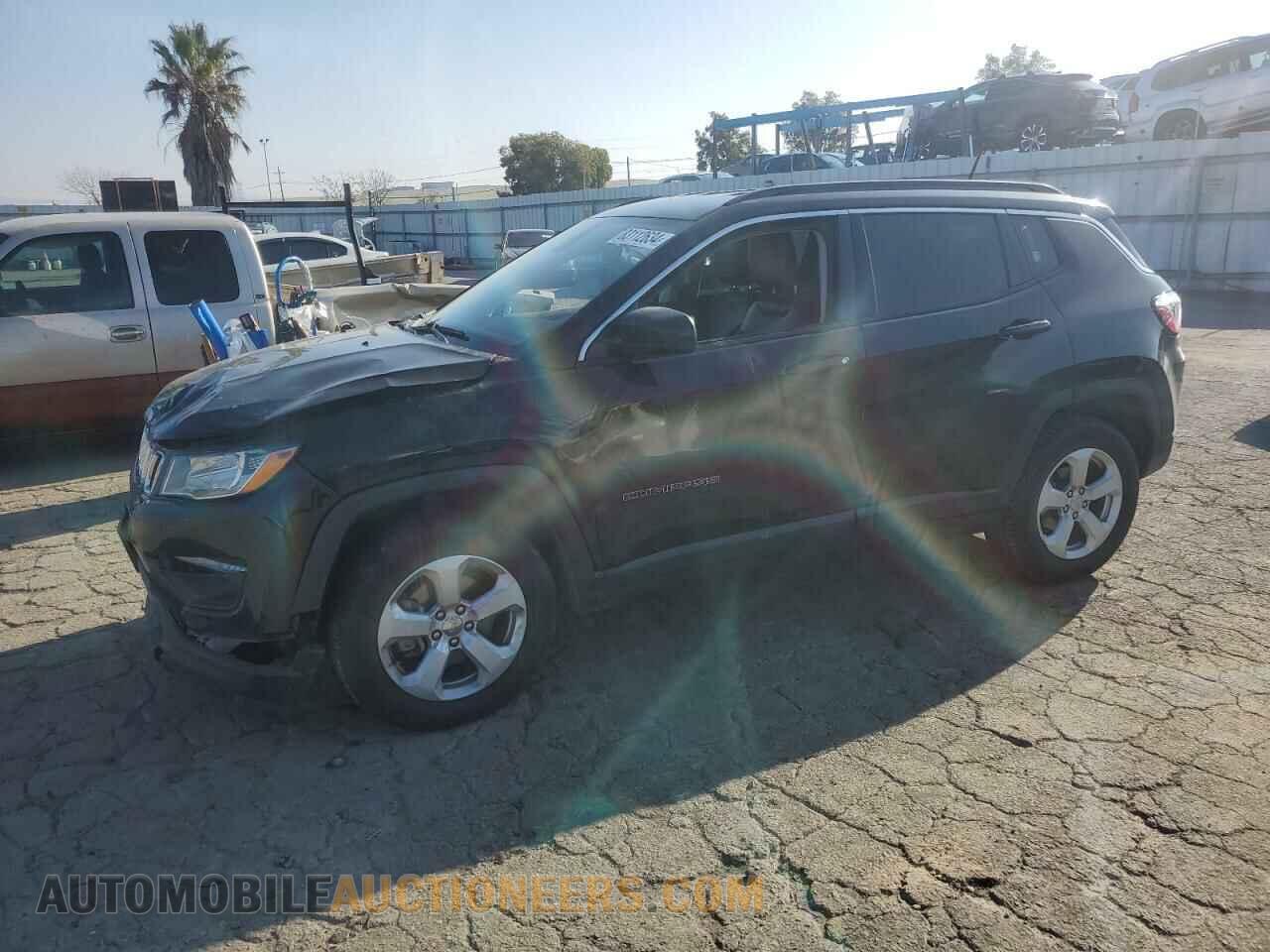 3C4NJDBB0HT680988 JEEP COMPASS 2017