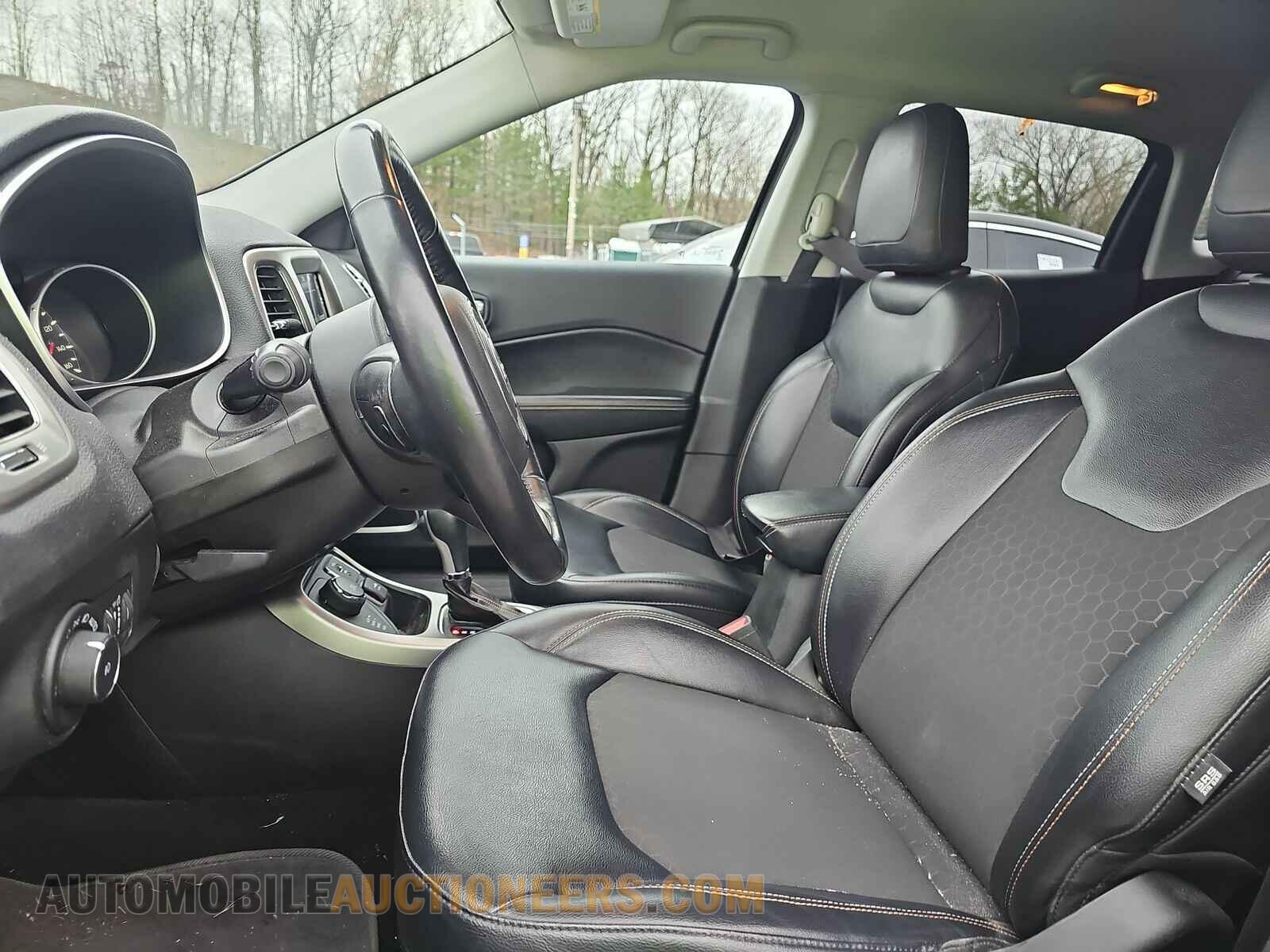 3C4NJDBB1HT652021 Jeep Compass 2017