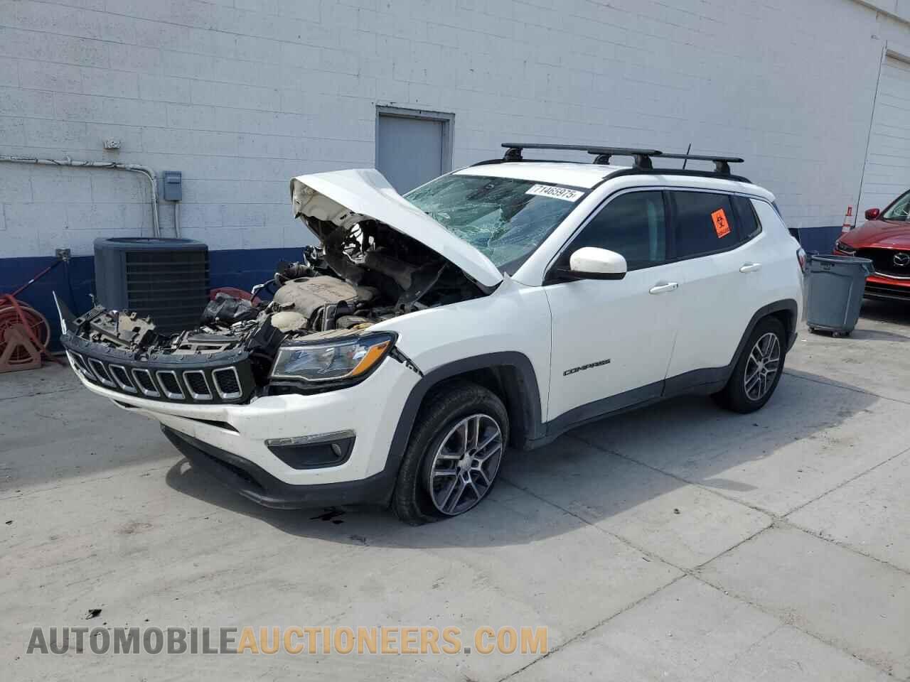 3C4NJDBB1HT693068 JEEP COMPASS 2017