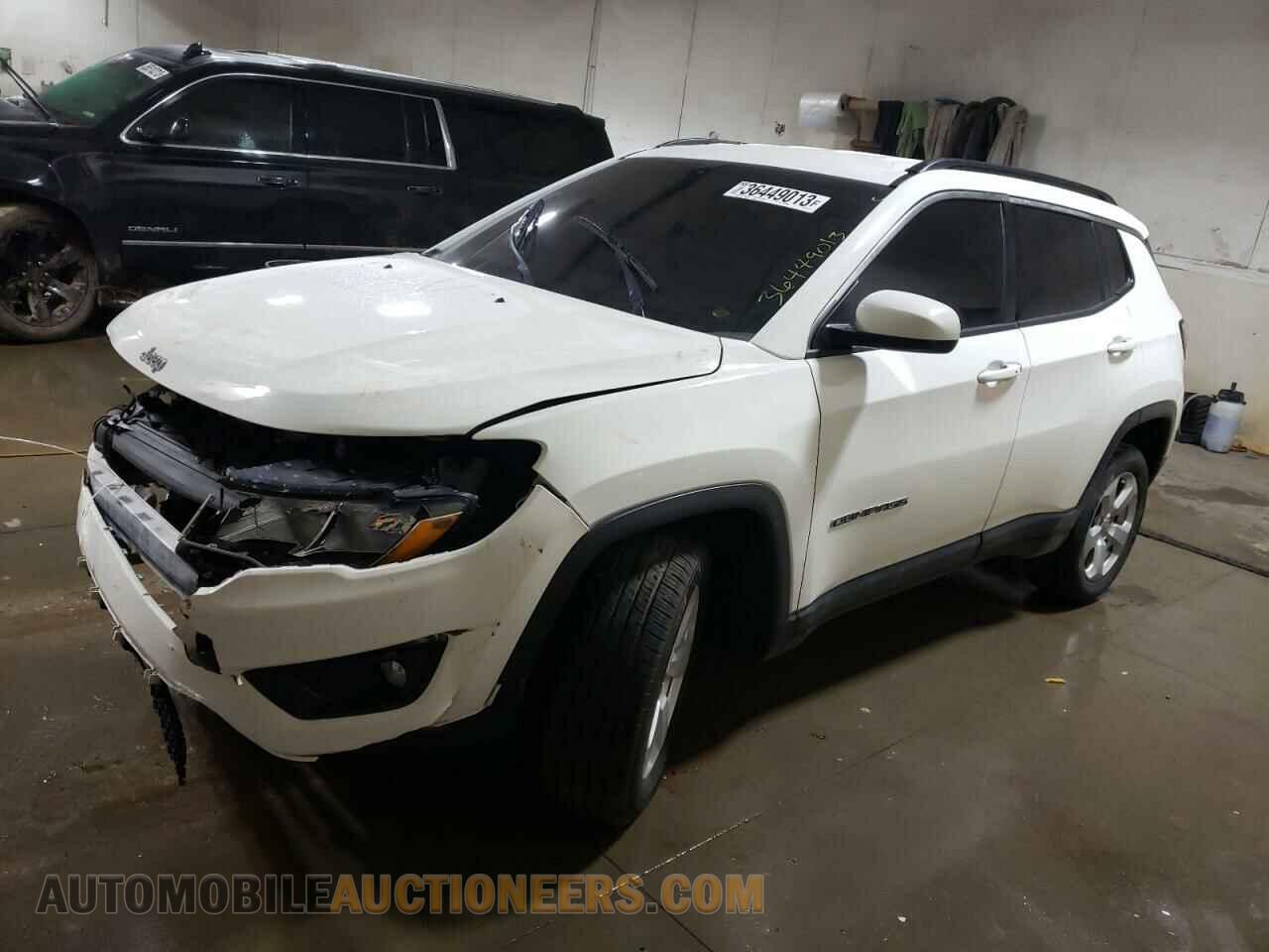 3C4NJDBB1JT282193 JEEP COMPASS 2018