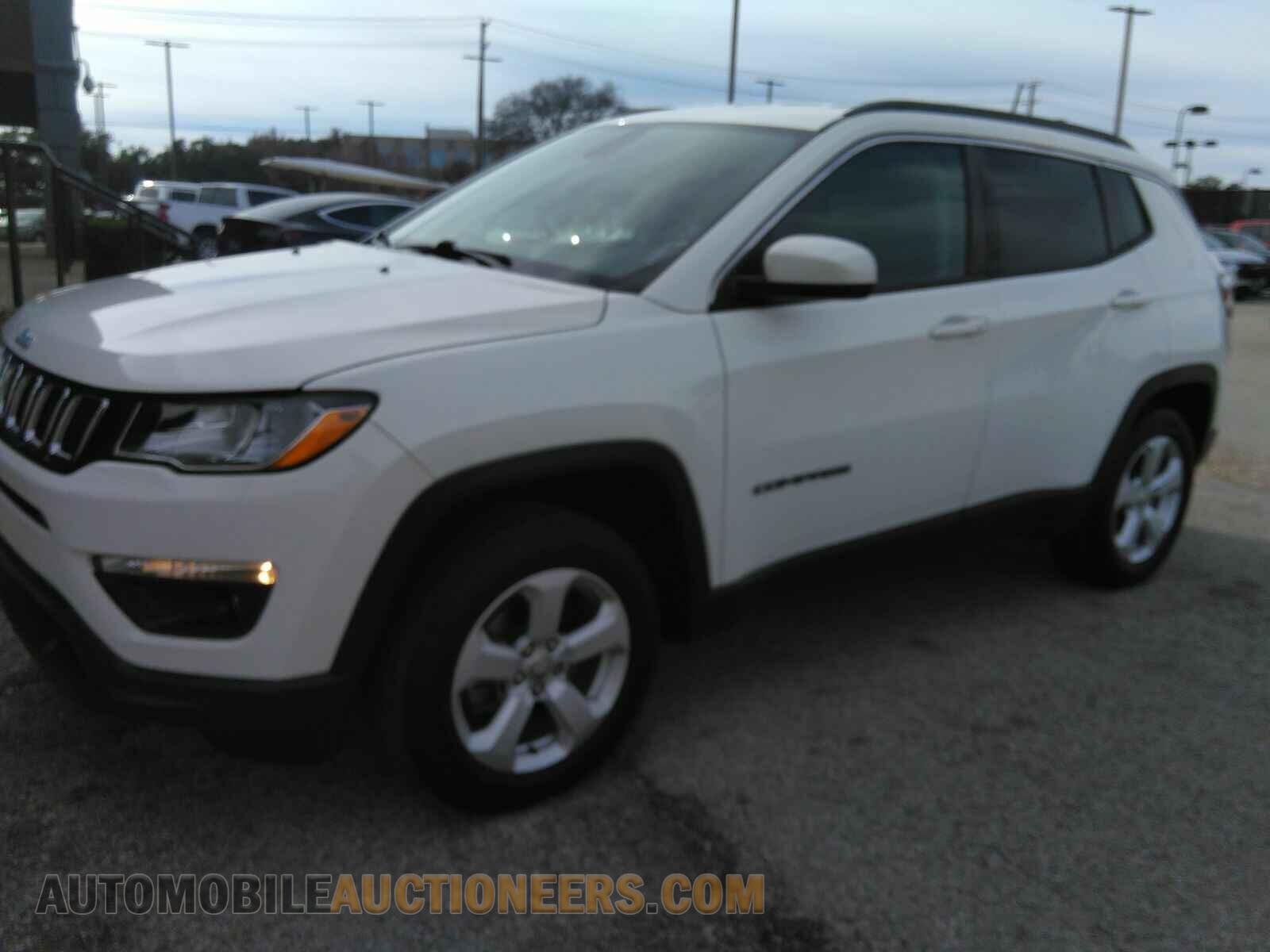 3C4NJDBB2HT680877 Jeep Compass 2017