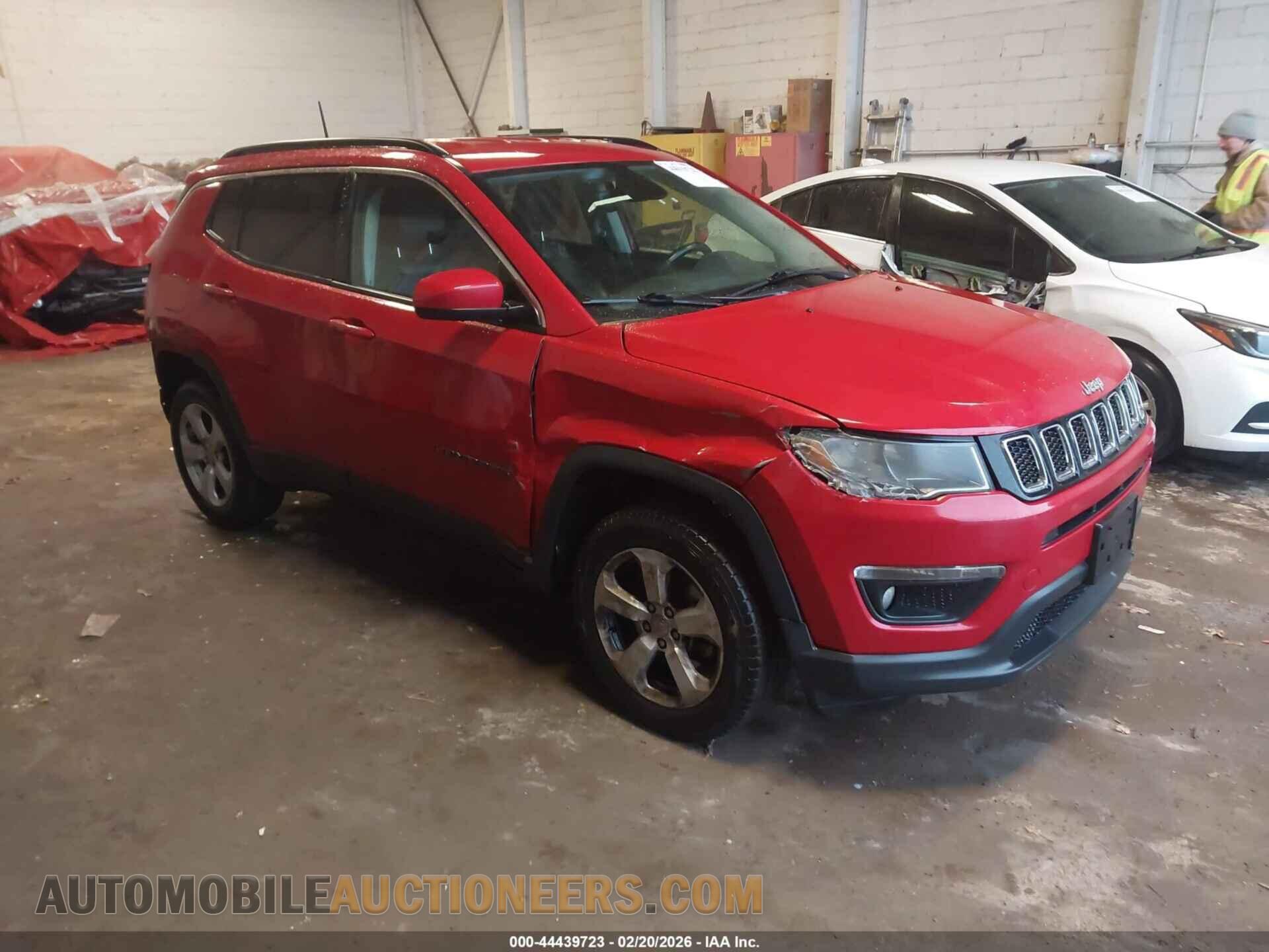 3C4NJDBB2JT192566 JEEP COMPASS 2018