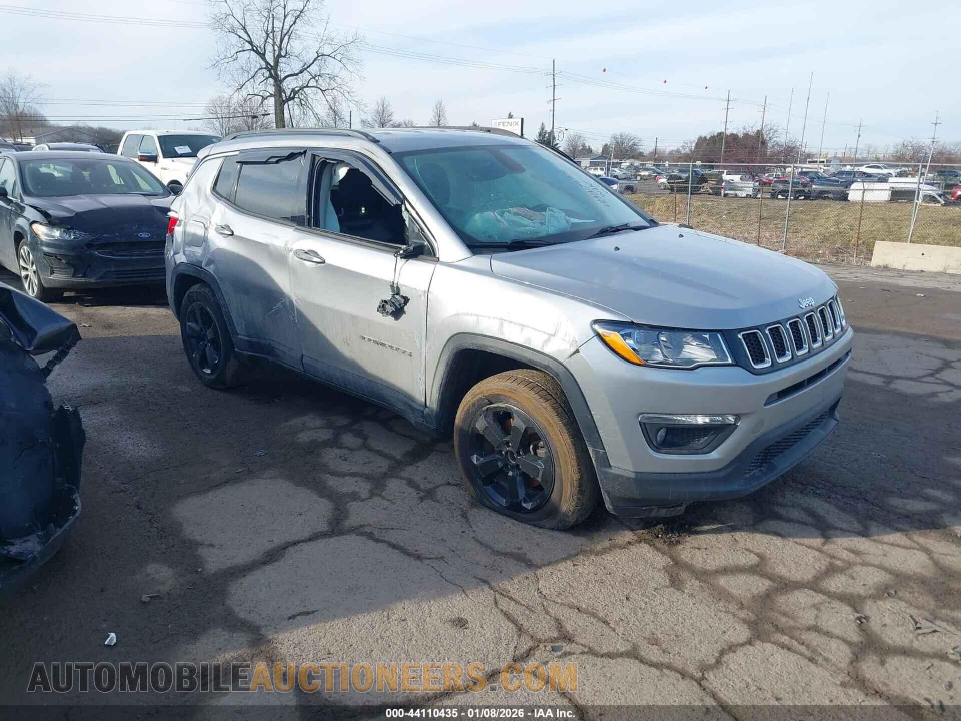 3C4NJDBB2JT349366 JEEP COMPASS 2018