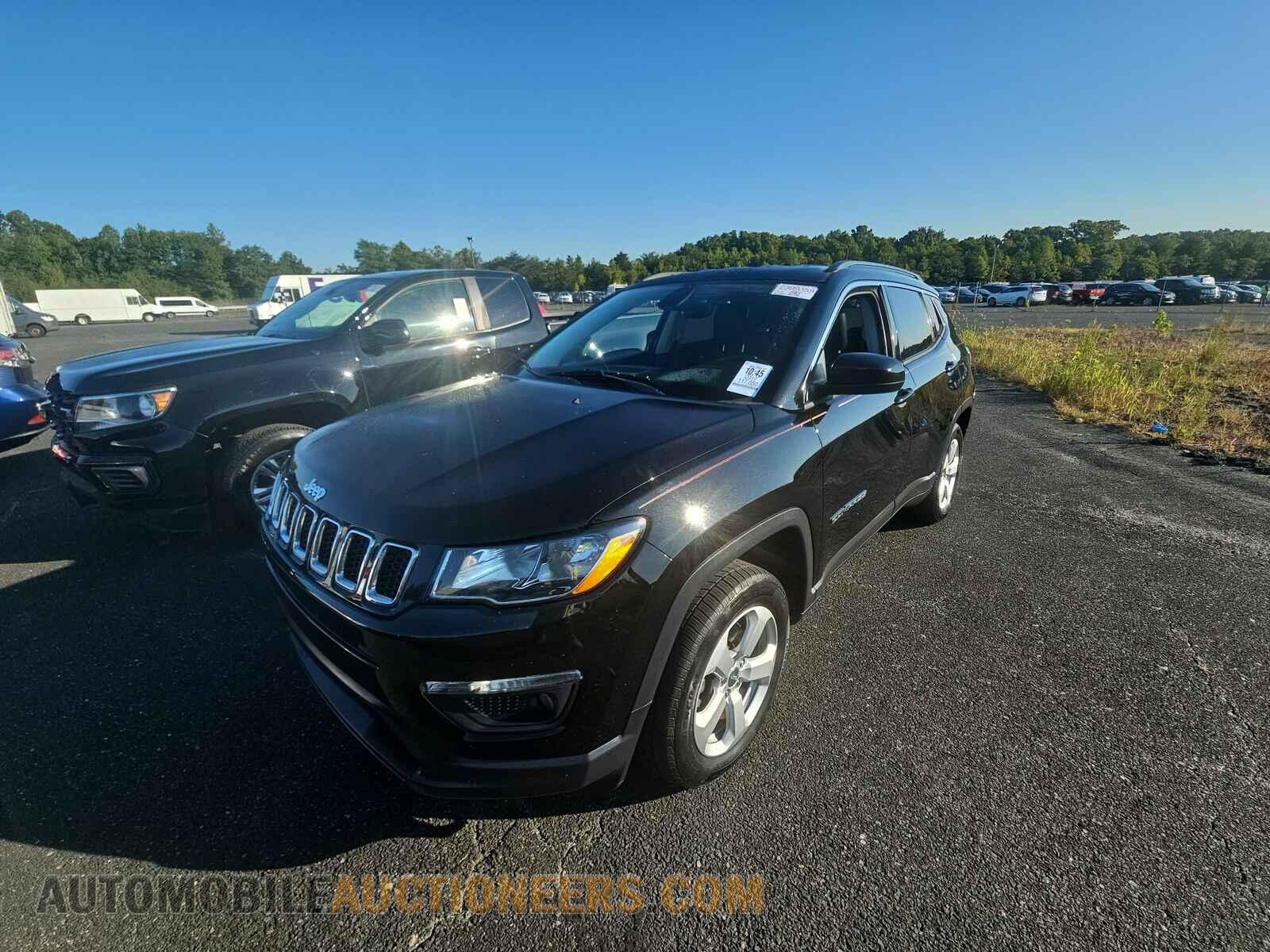 3C4NJDBB4HT679570 Jeep Compass 2017