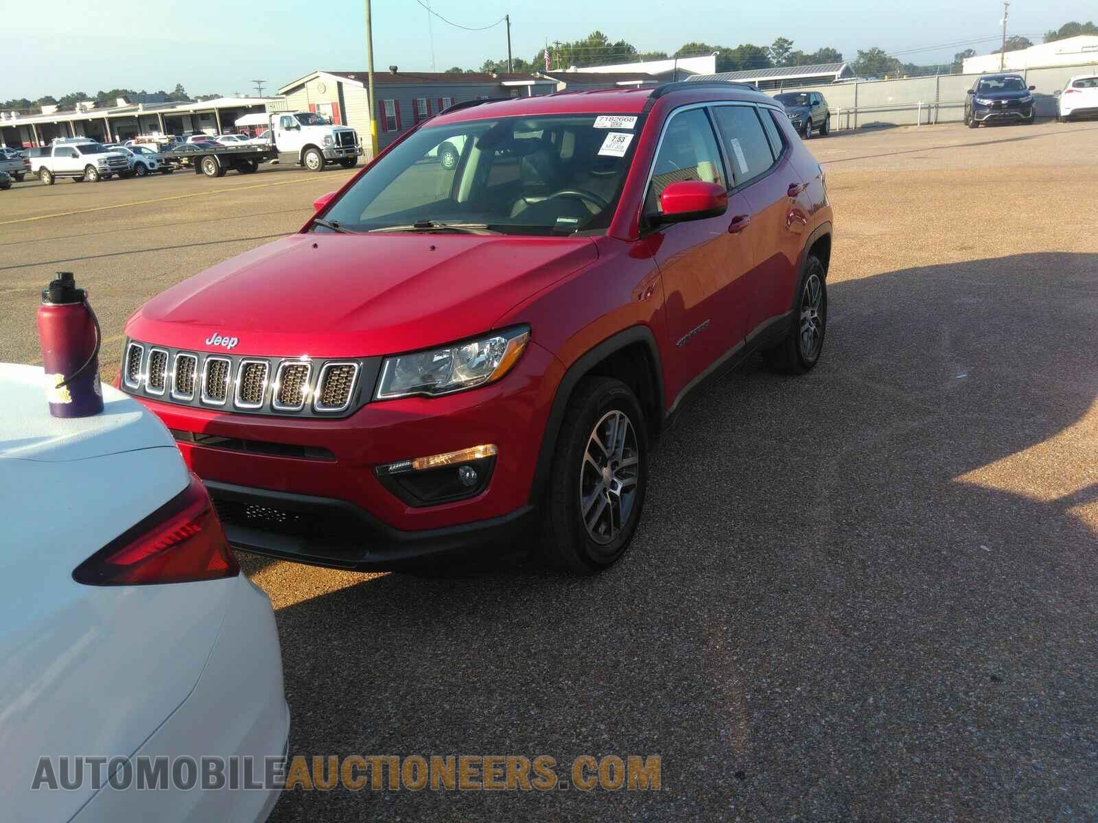 3C4NJDBB5HT666777 Jeep Compass 2017