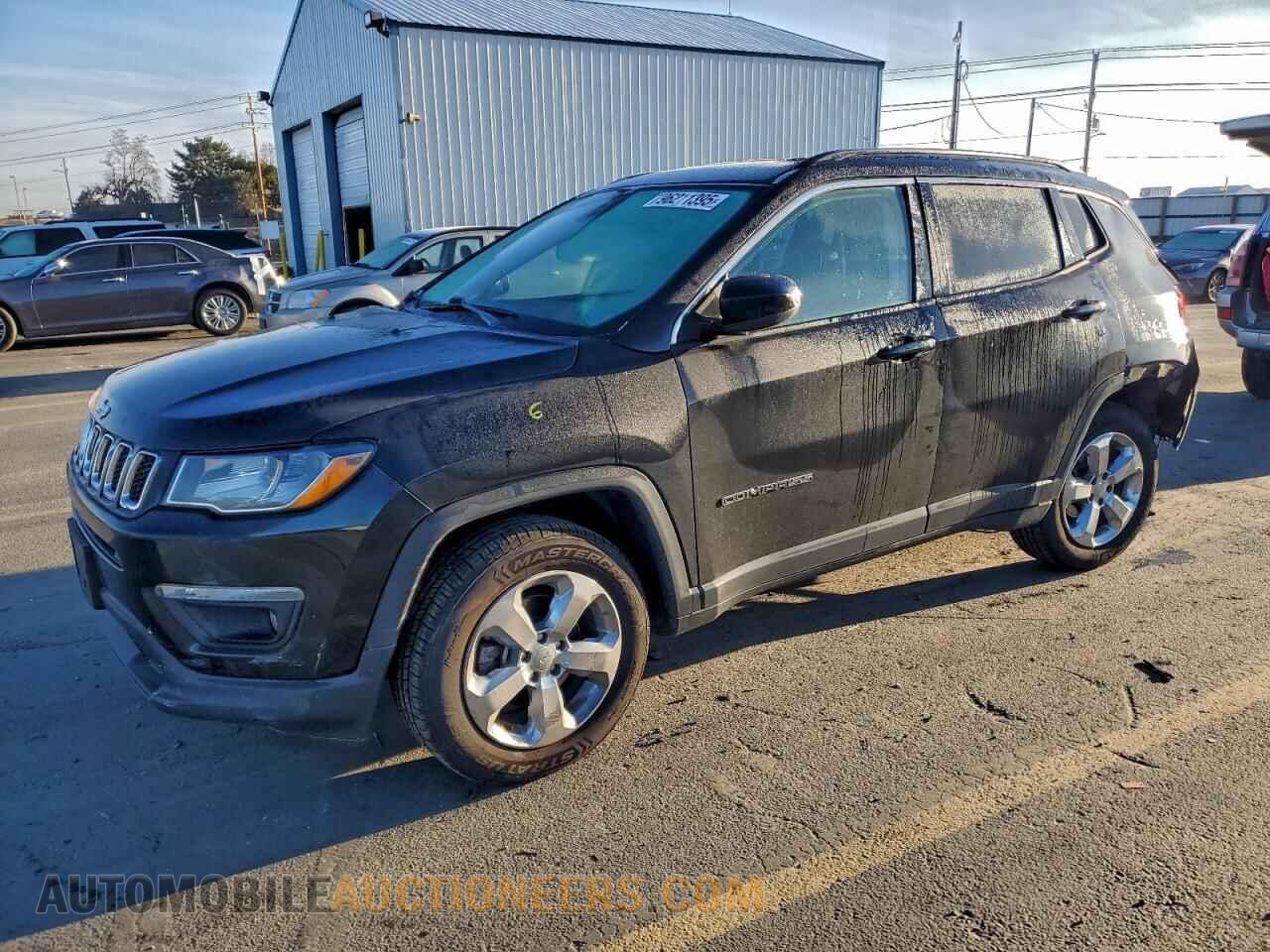 3C4NJDBB5JT255949 JEEP COMPASS 2018