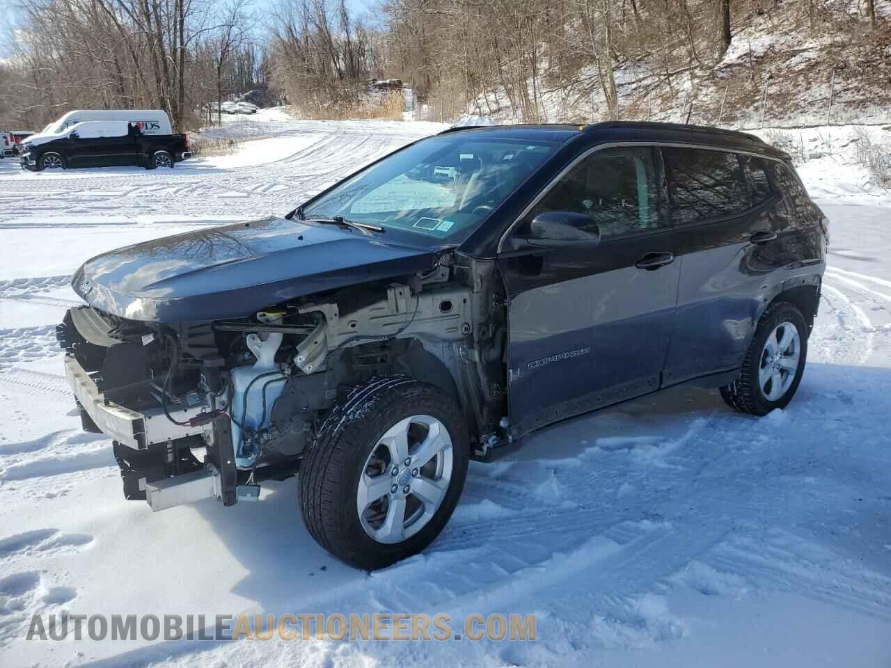 3C4NJDBB5JT373371 JEEP COMPASS 2018