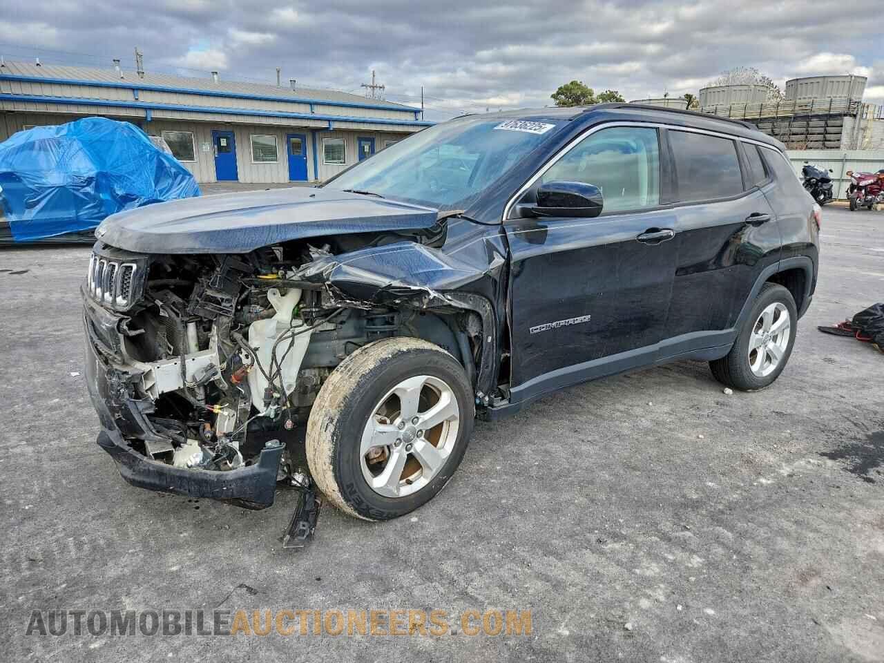 3C4NJDBB7HT665632 JEEP COMPASS 2017