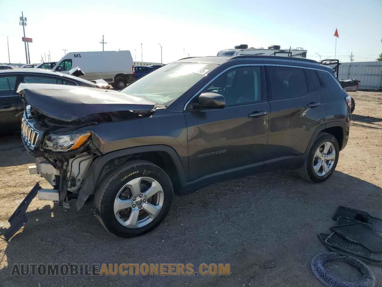 3C4NJDBB8HT651948 JEEP COMPASS 2017