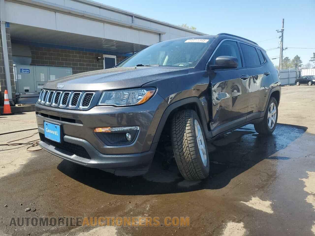 3C4NJDBB8HT692774 JEEP COMPASS 2017
