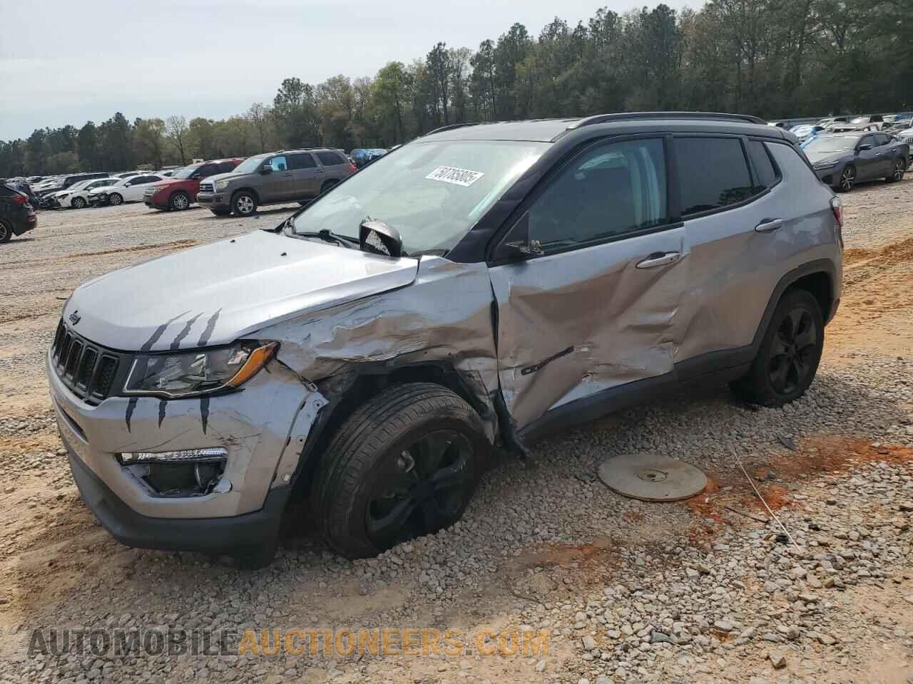 3C4NJDBB8JT395283 JEEP COMPASS 2018