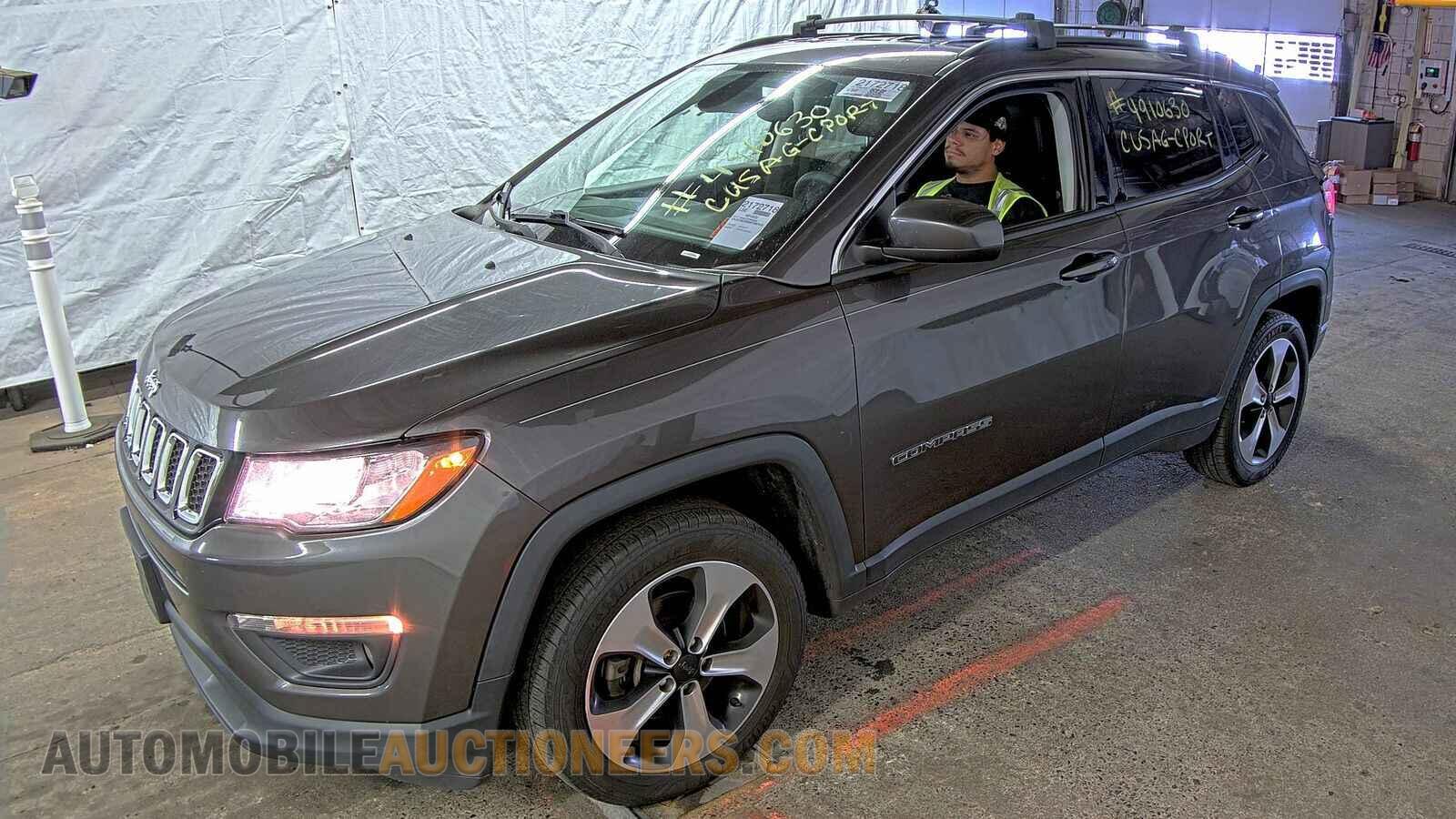 3C4NJDBB9HT667415 Jeep Compass 2017