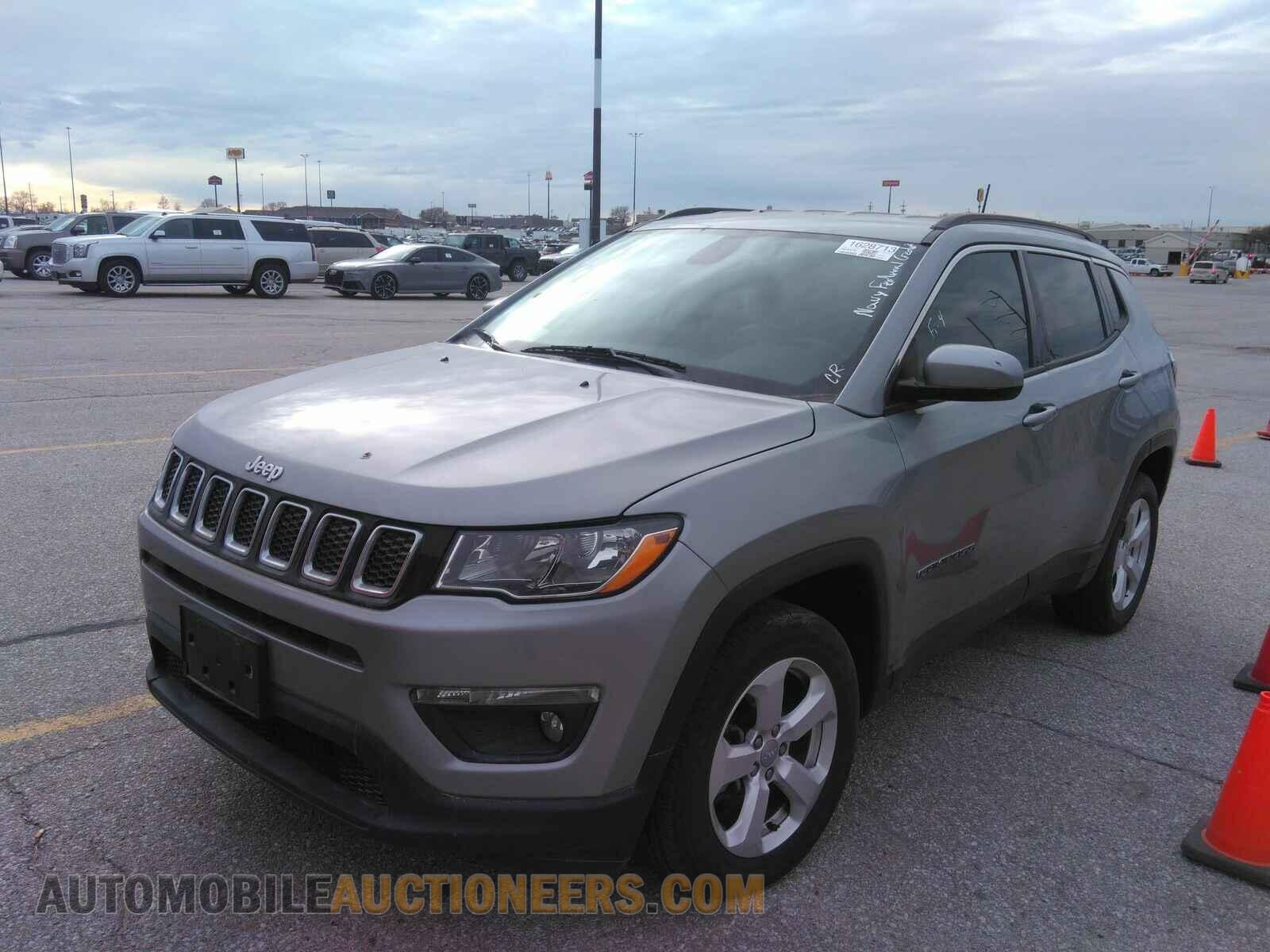 3C4NJDBB9JT112499 Jeep Compass 2018