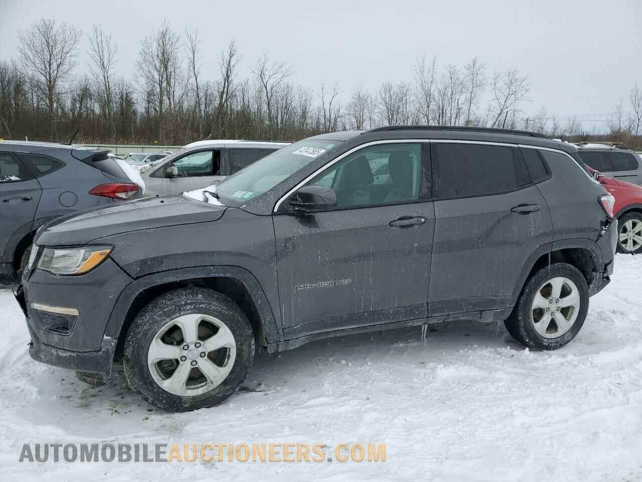 3C4NJDBBXHT636366 JEEP COMPASS 2017
