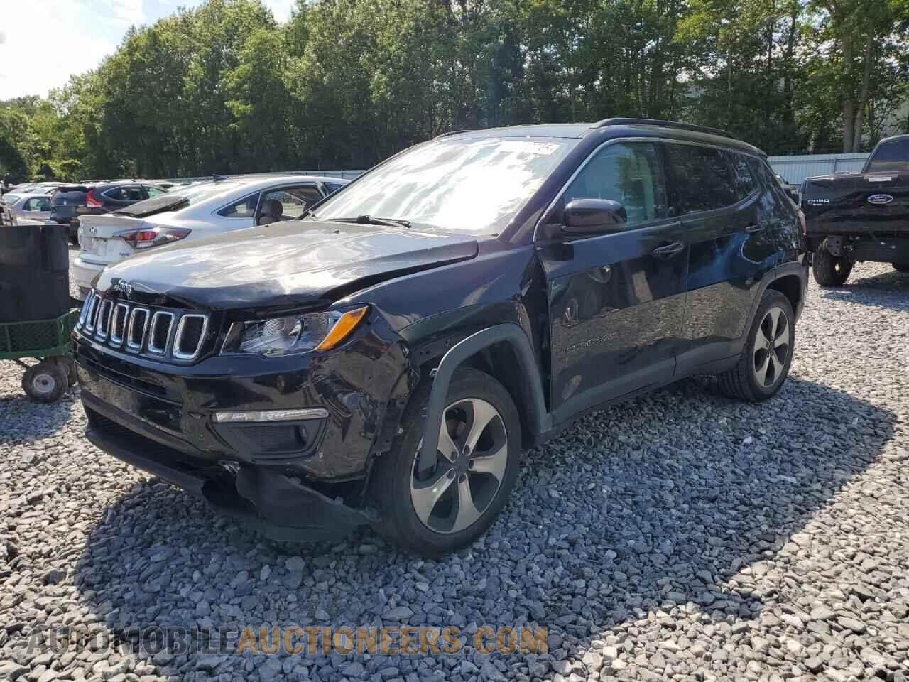 3C4NJDBBXHT667763 JEEP COMPASS 2017