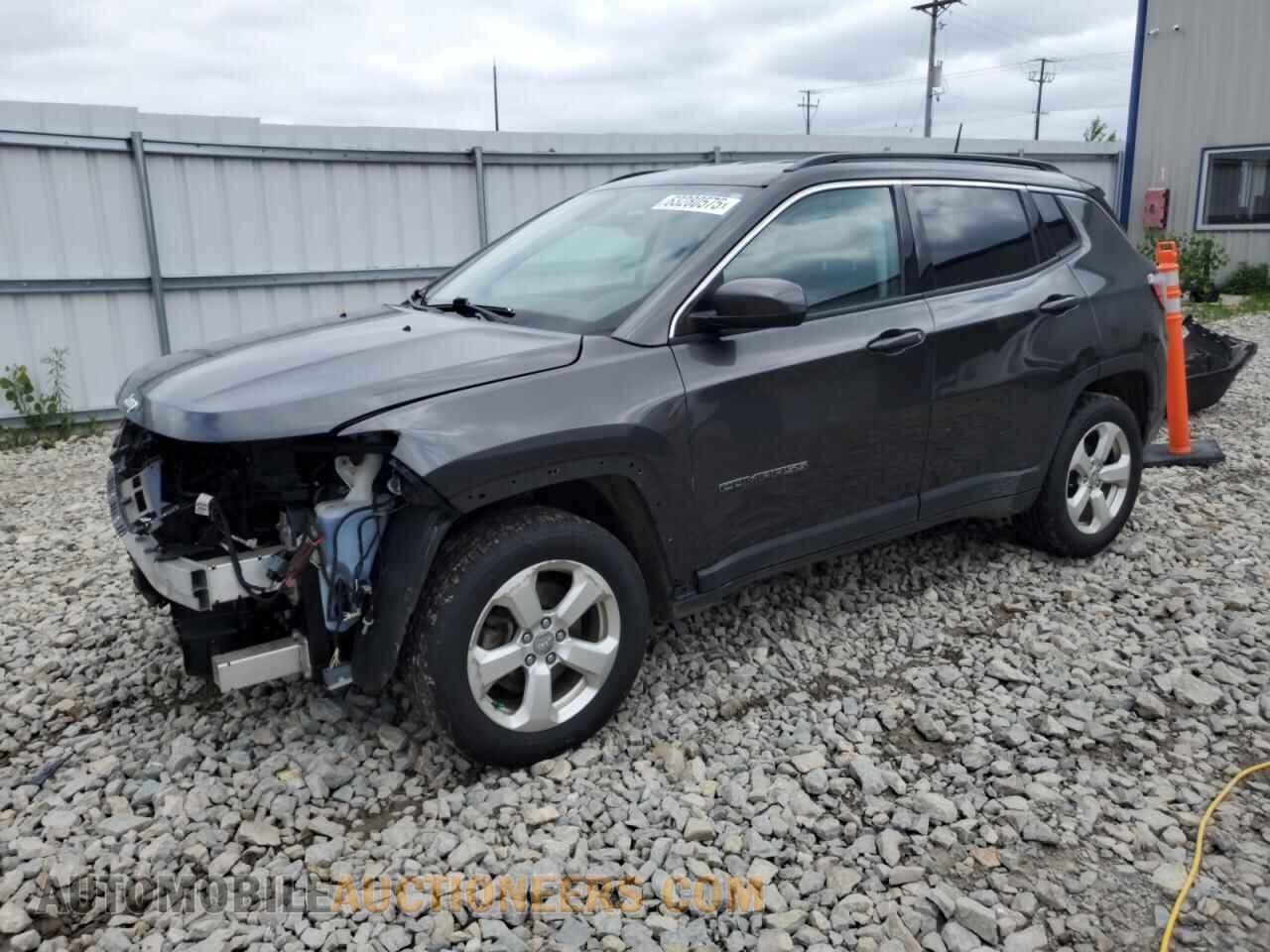 3C4NJDBBXHT674888 JEEP COMPASS 2017