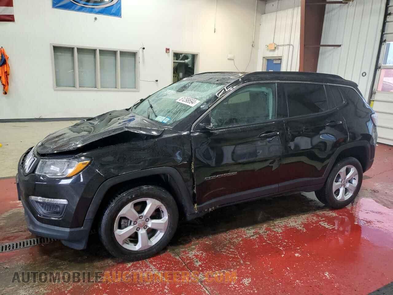 3C4NJDBBXKT697367 JEEP COMPASS 2019