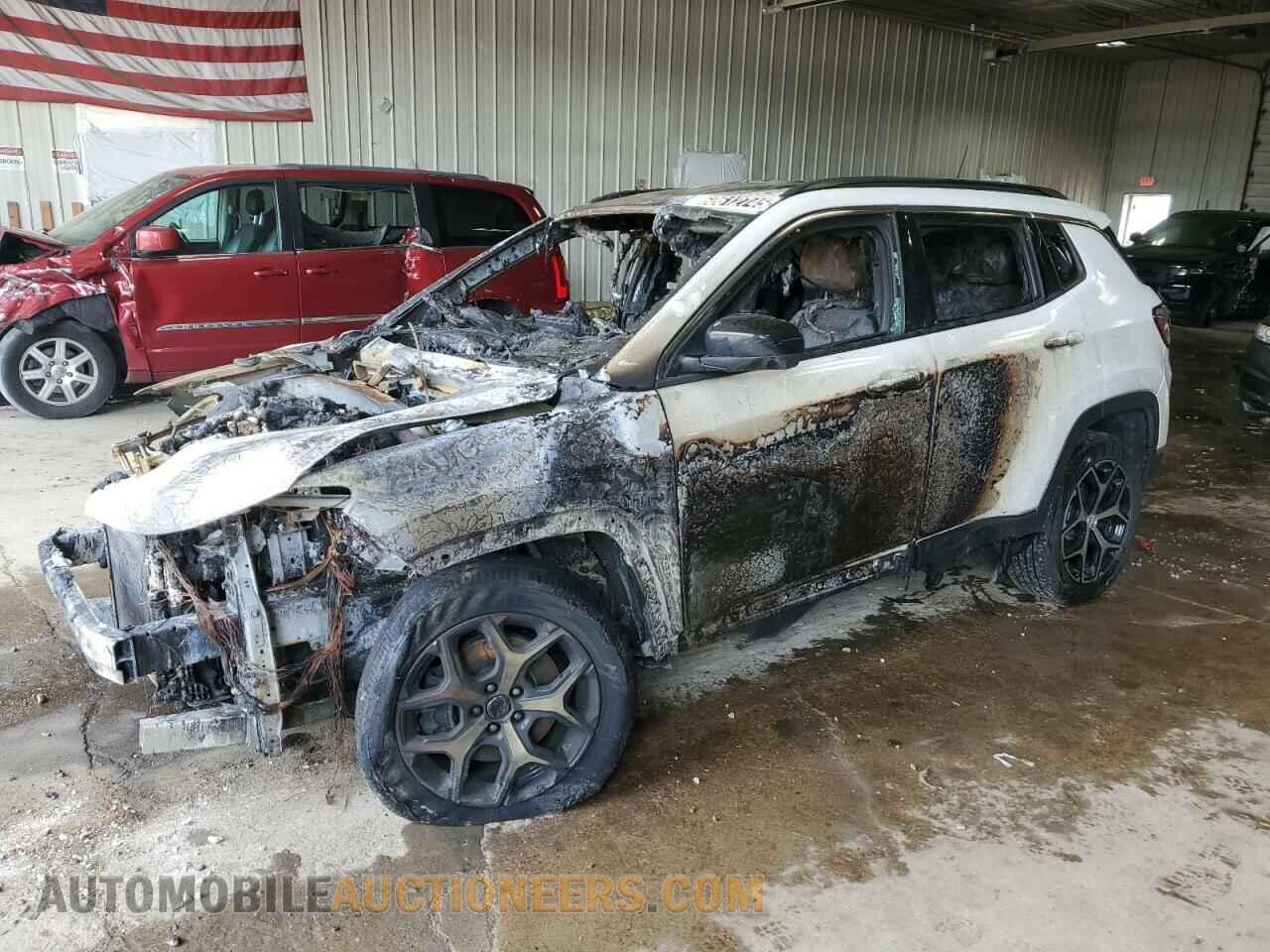 3C4NJDBN8RT607198 JEEP COMPASS 2024
