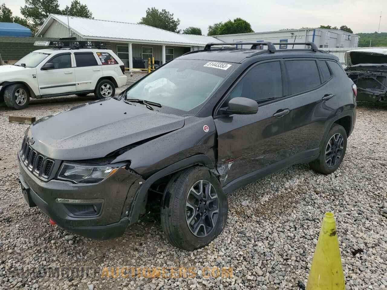 3C4NJDDB4KT595415 JEEP COMPASS 2019