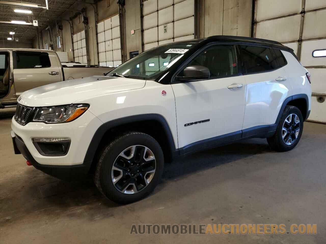3C4NJDDB5JT404051 JEEP COMPASS 2018