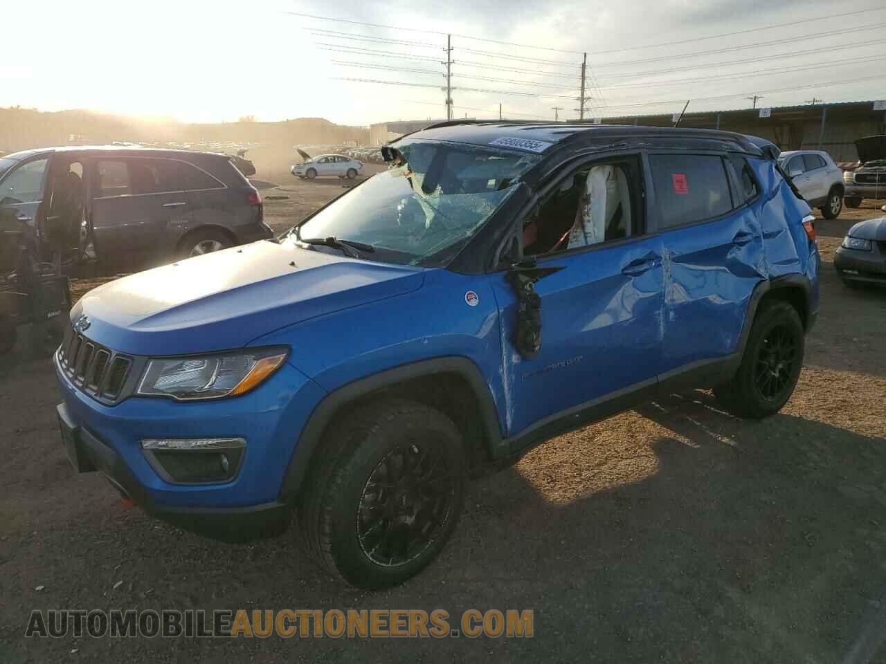 3C4NJDDB8HT657536 JEEP COMPASS 2017