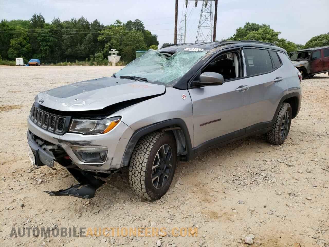 3C4NJDDB9KT669072 JEEP COMPASS 2019