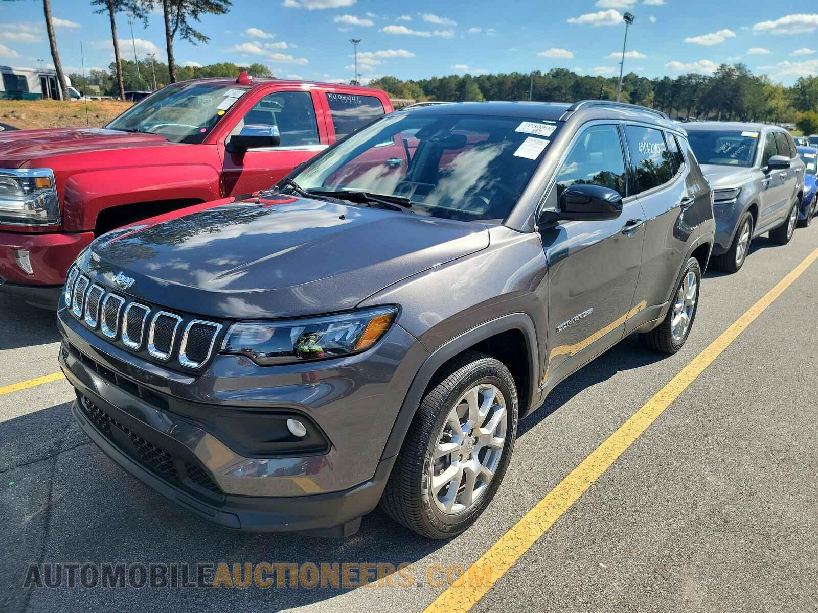 3C4NJDFB7NT218708 Jeep Compass 2022