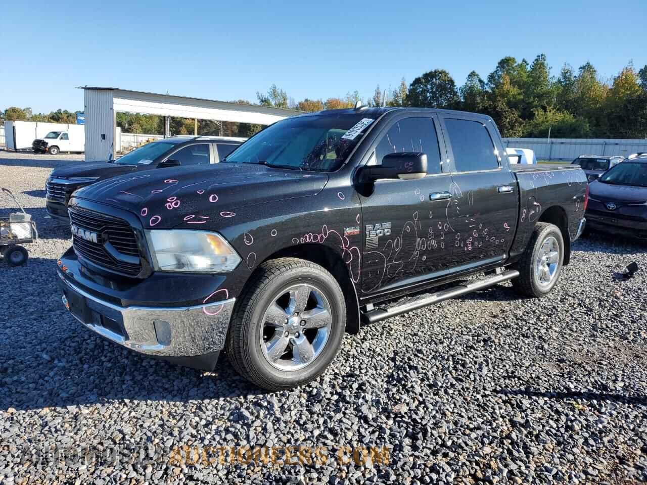 3C6RR7LT9FG598564 RAM 1500 2015
