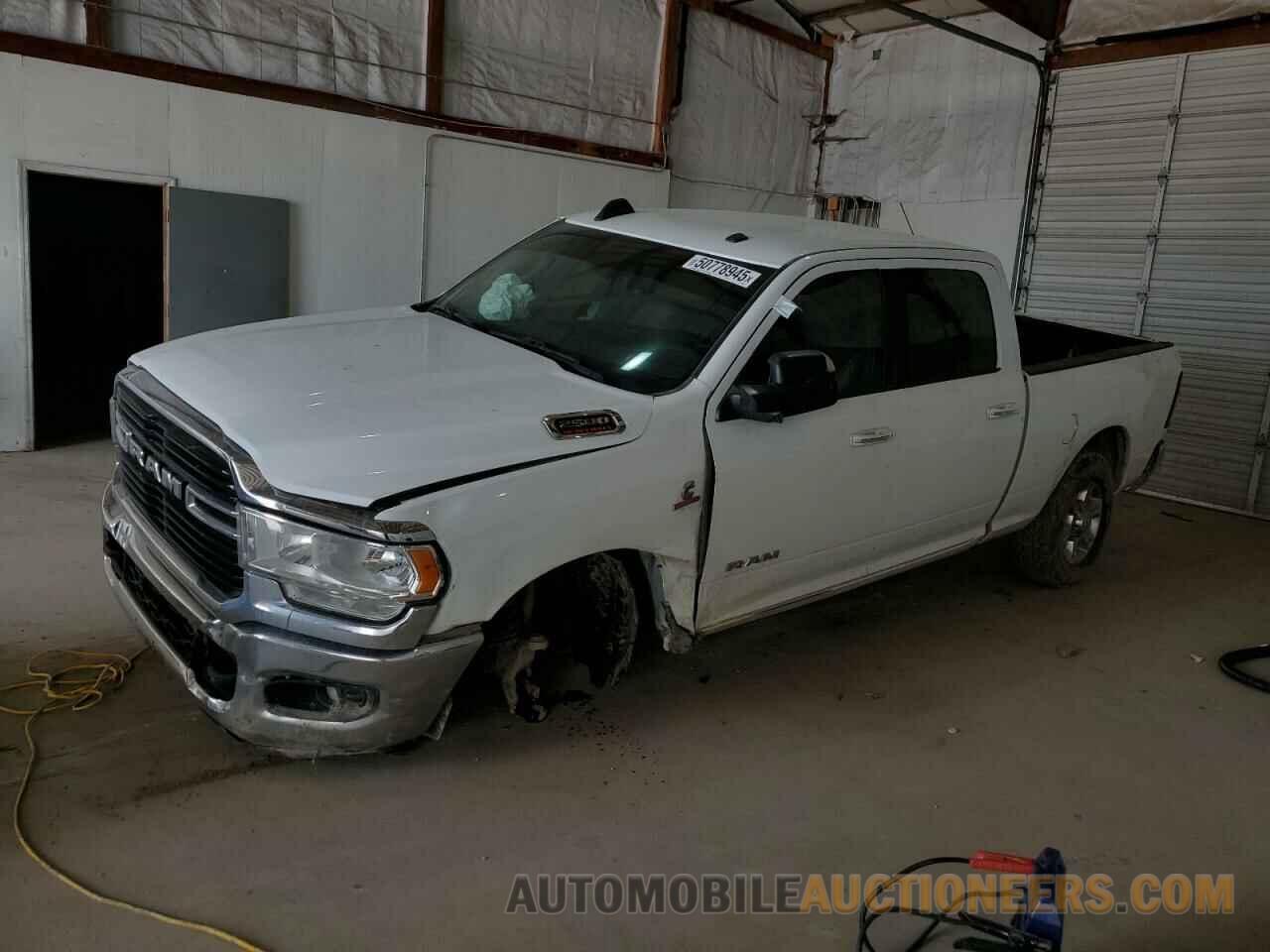 3C6UR5DL5KG563902 RAM 2500 2019