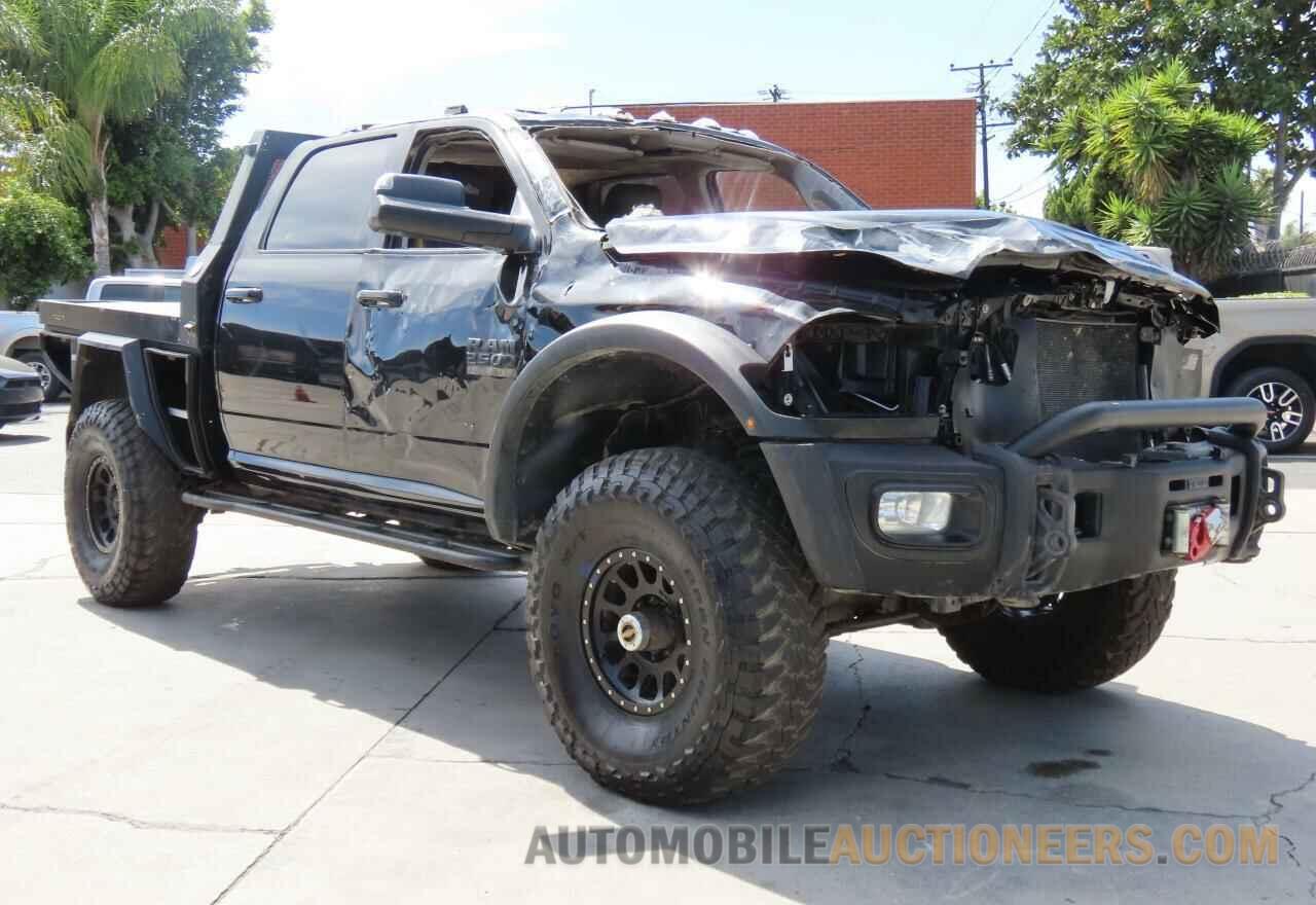 3C6UR5FL1JG156901 RAM 2500 2018