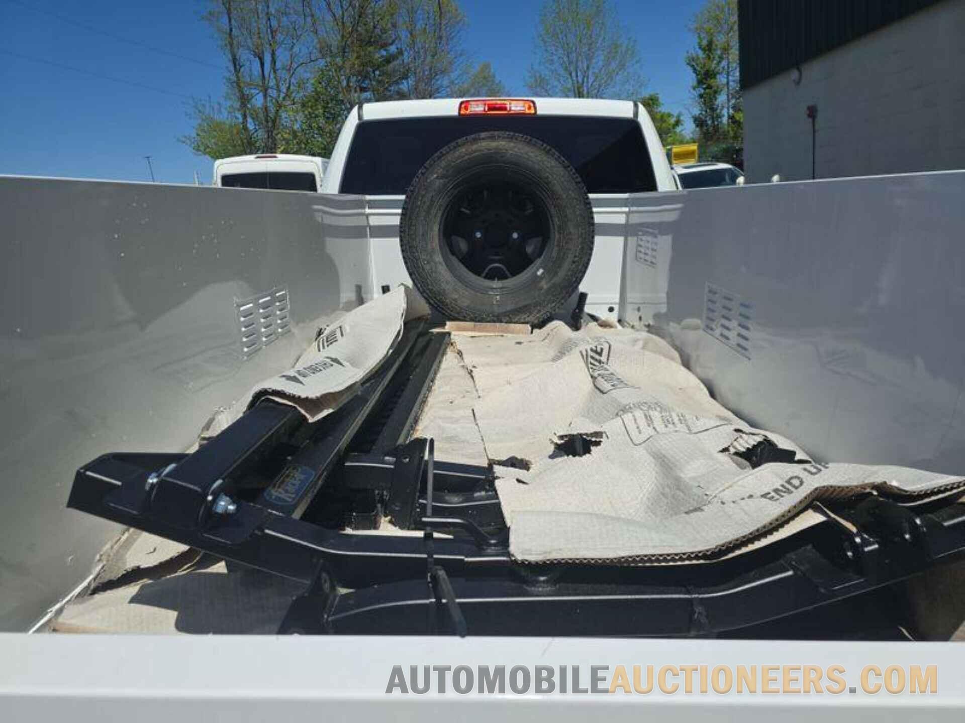 3C7WR9CL9RG274366 RAM 3500 CHASSIS 2024