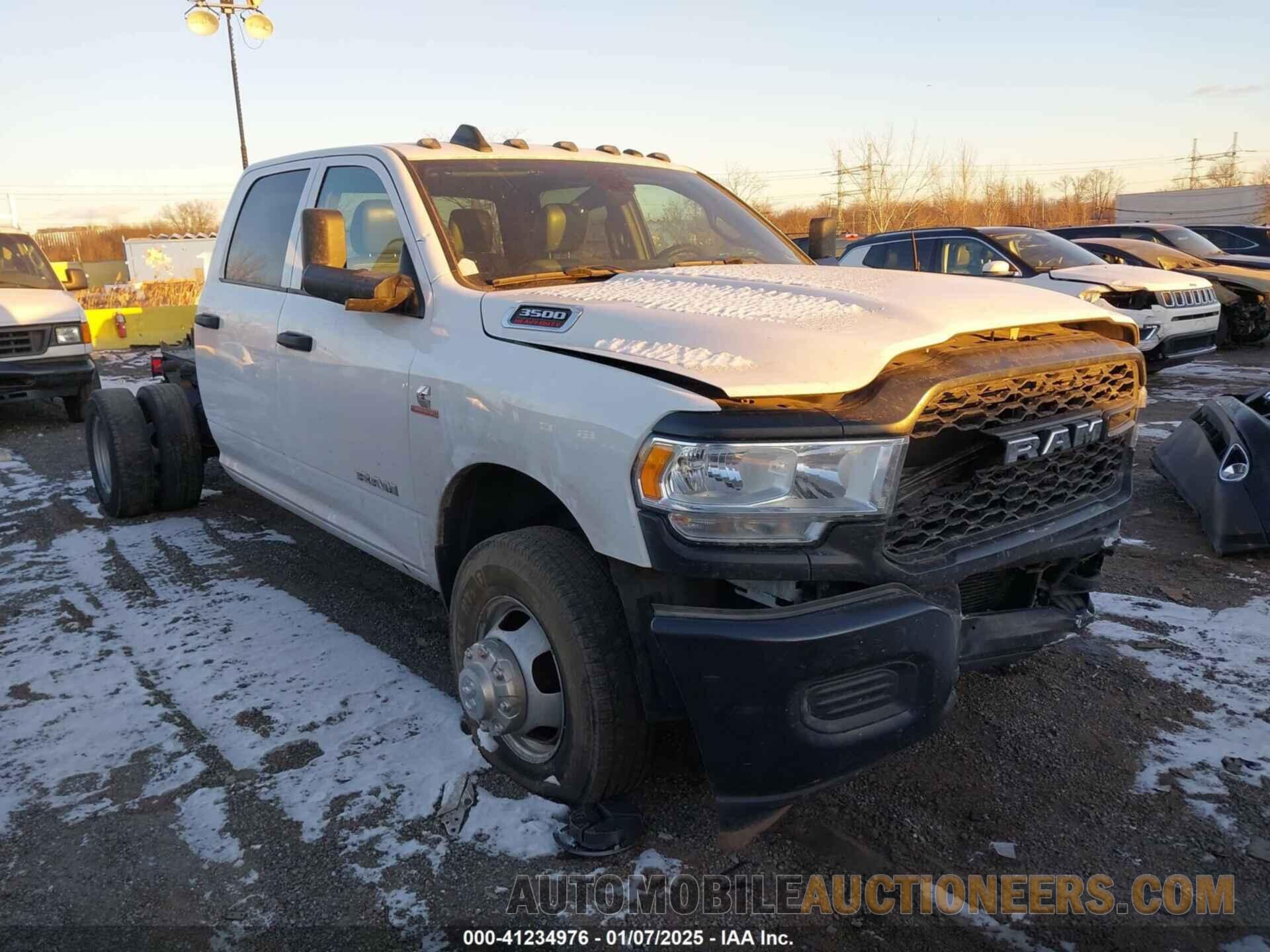 3C7WRSCL4MG603832 RAM 3500 CHASSIS 2021