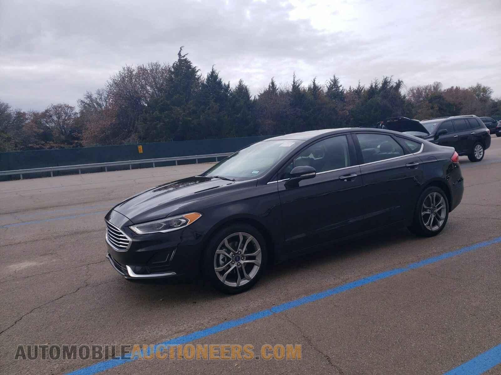 3FA6P0CD2LR116332 Ford Fusion 2020