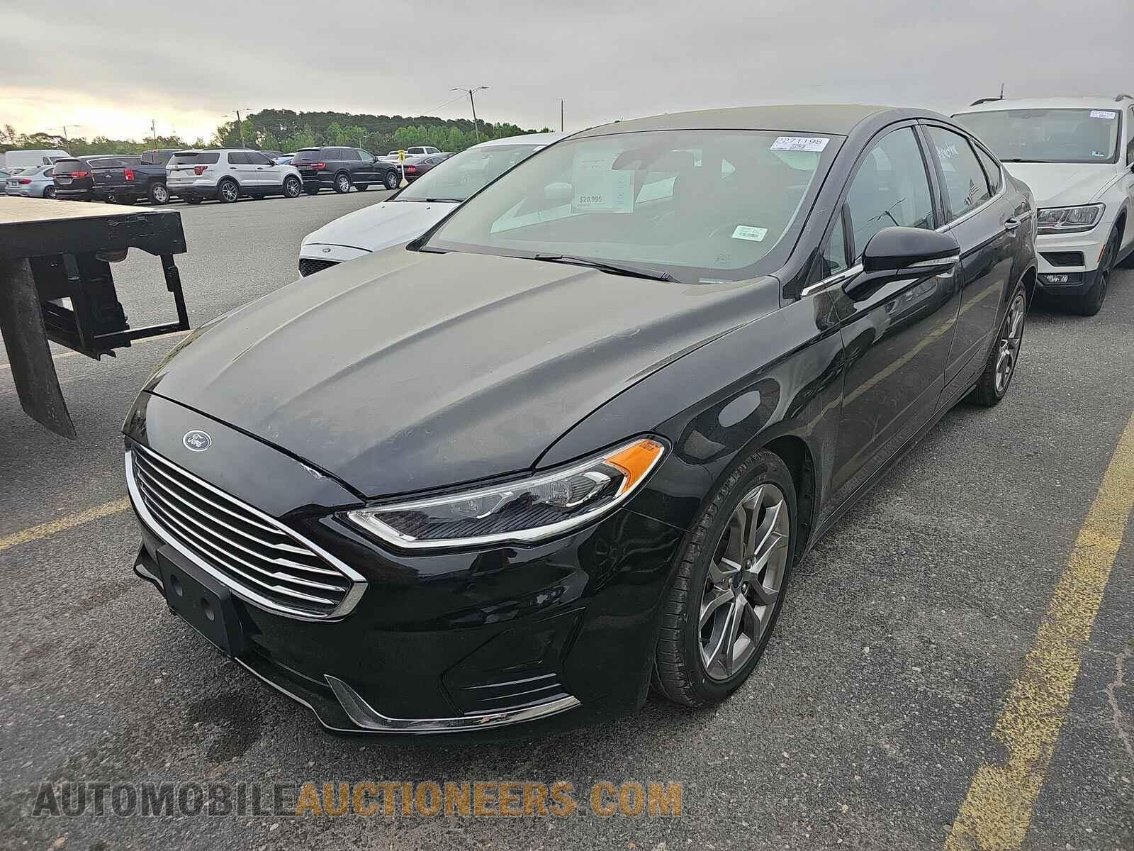 3FA6P0CD3LR117585 Ford Fusion 2020