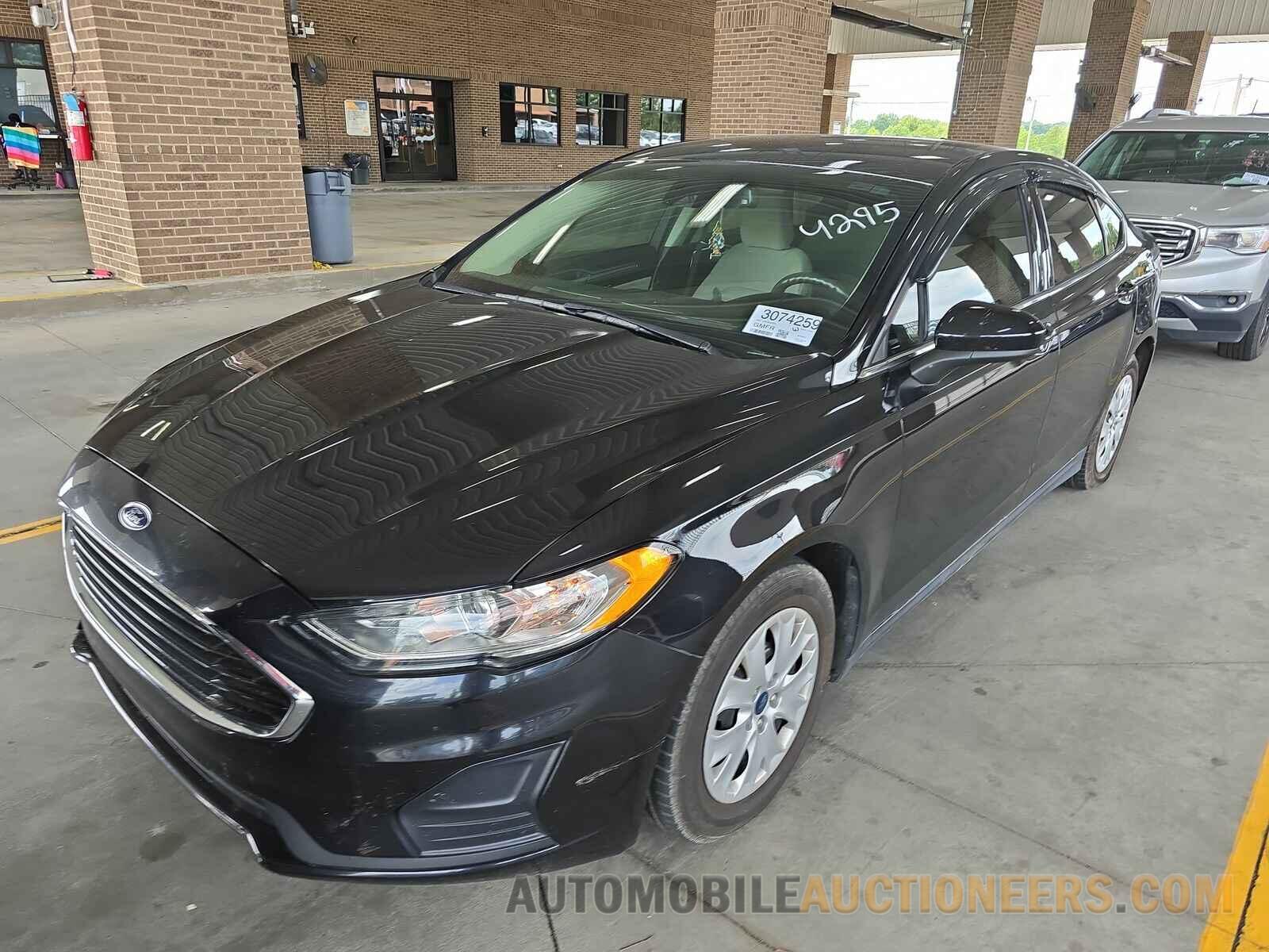 3FA6P0G74LR184295 Ford Fusion 2020