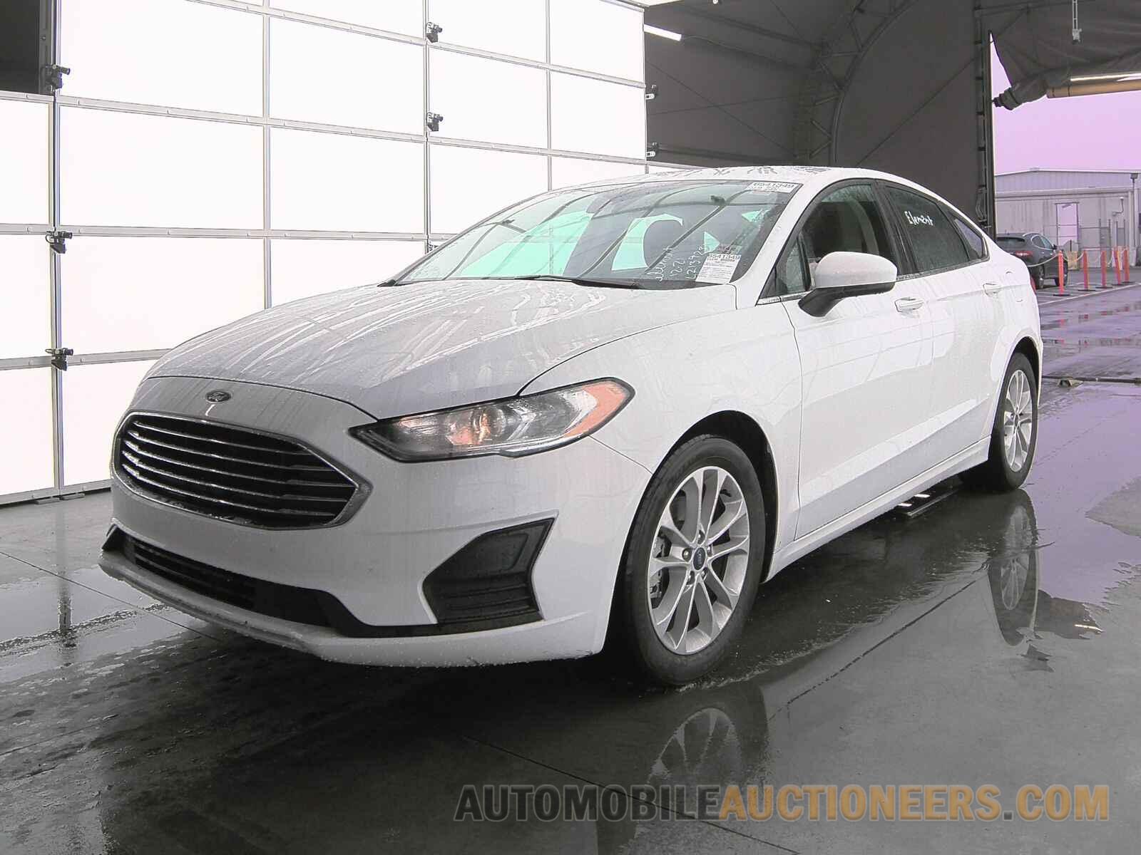 3FA6P0H78LR139231 Ford Fusion 2020