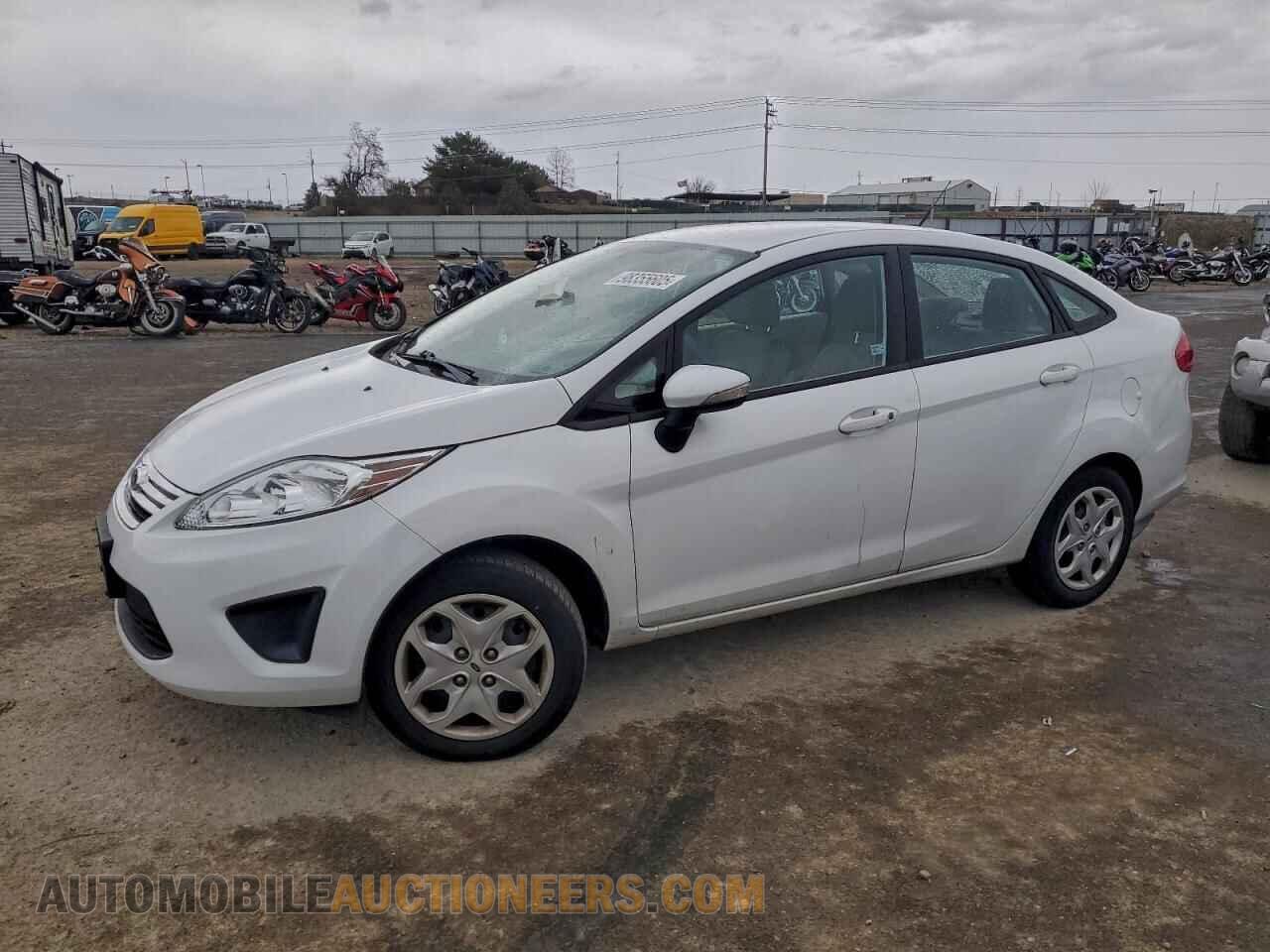 3FADP4BJ2DM227449 FORD FIESTA 2013