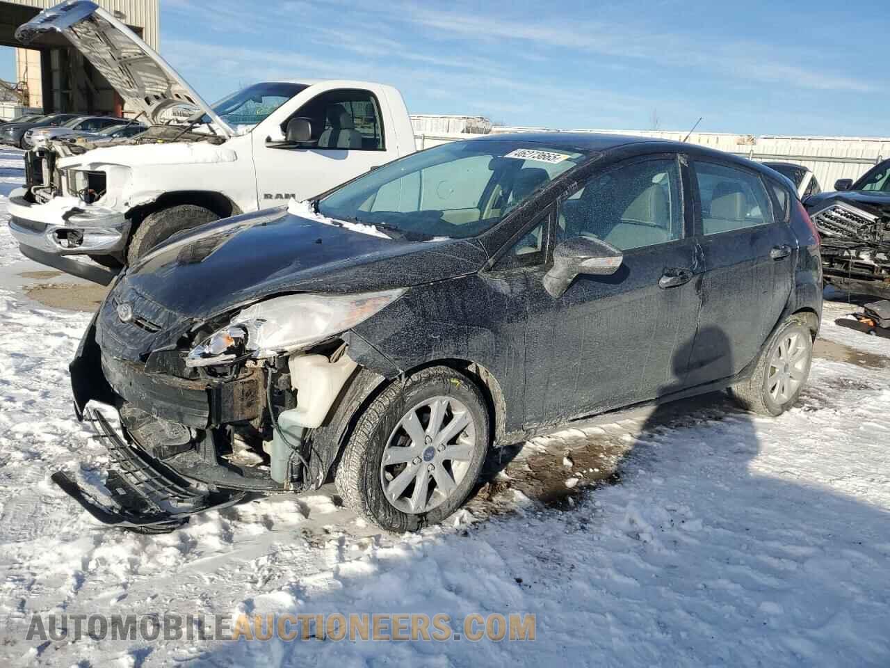 3FADP4EJ5DM118317 FORD FIESTA 2013