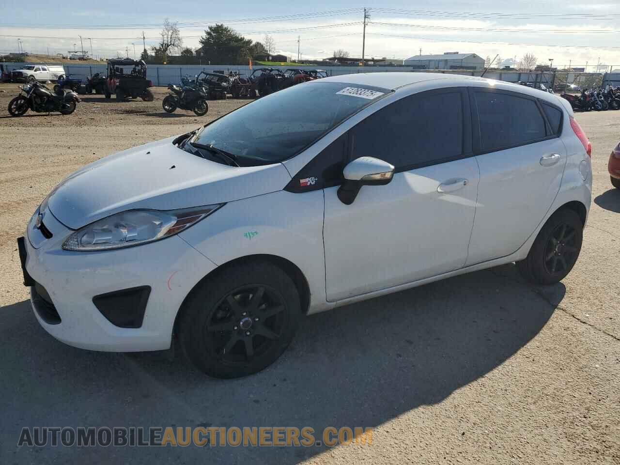 3FADP4EJ8DM194534 FORD FIESTA 2013