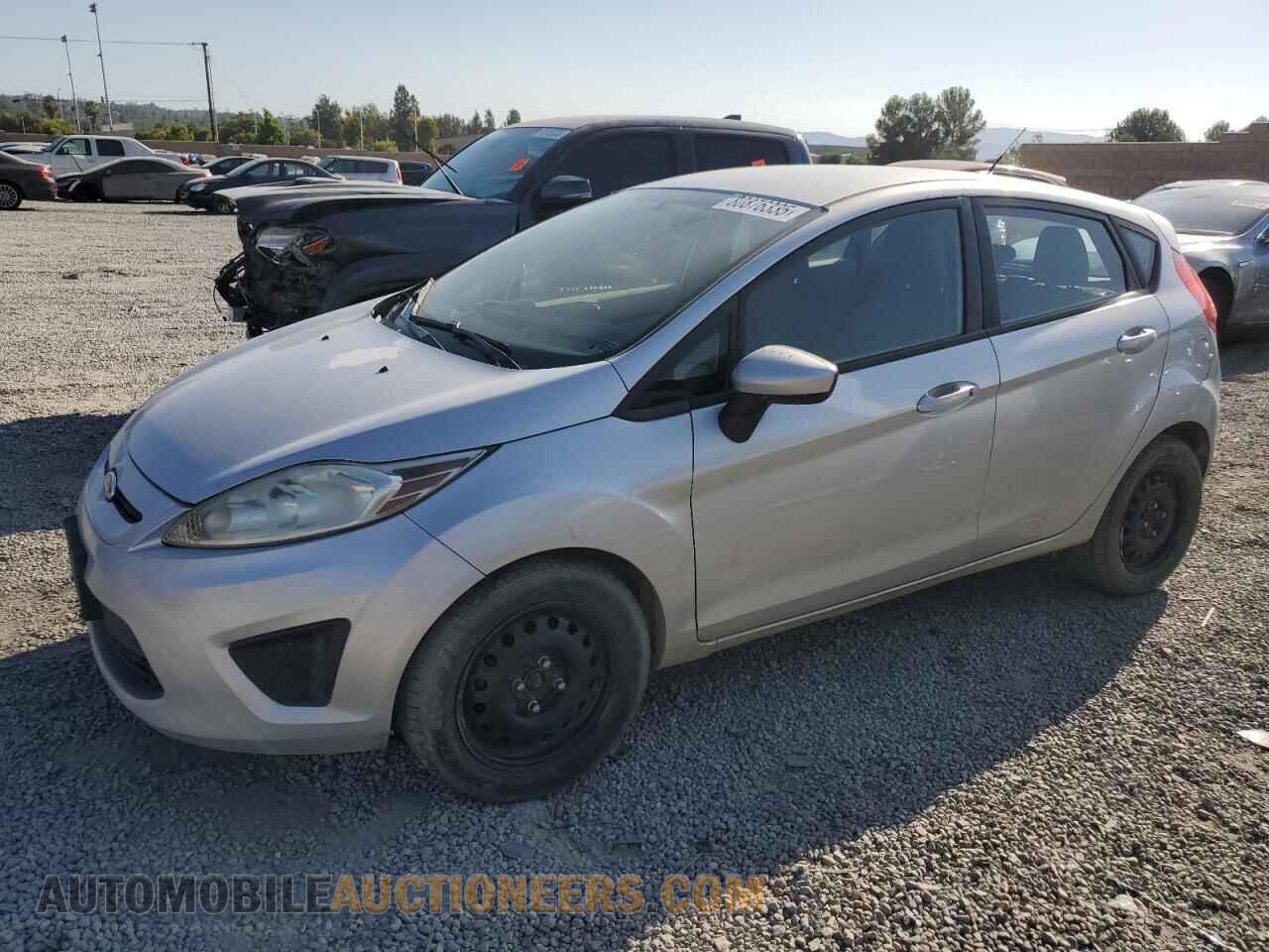 3FADP4TJ2DM113899 FORD FIESTA 2013