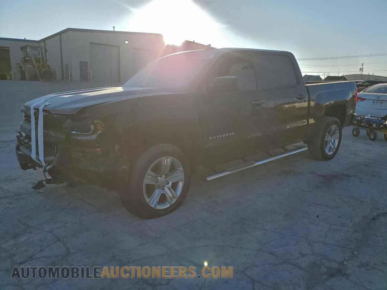 3GCPCPEC5JG172829 CHEVROLET ALL Models 2018