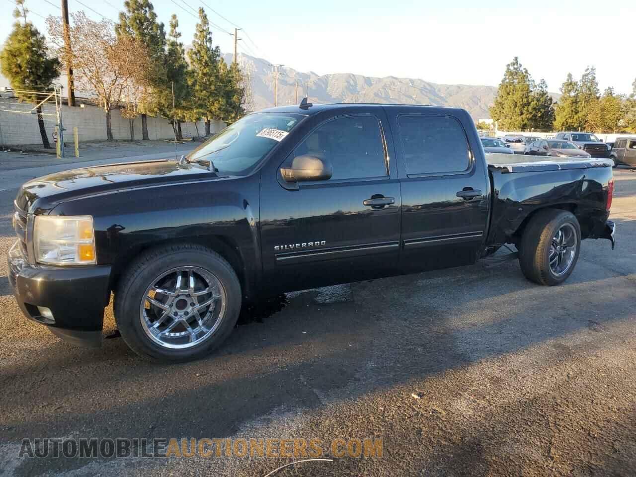 3GCPCSE02BG143699 CHEVROLET ALL Models 2011