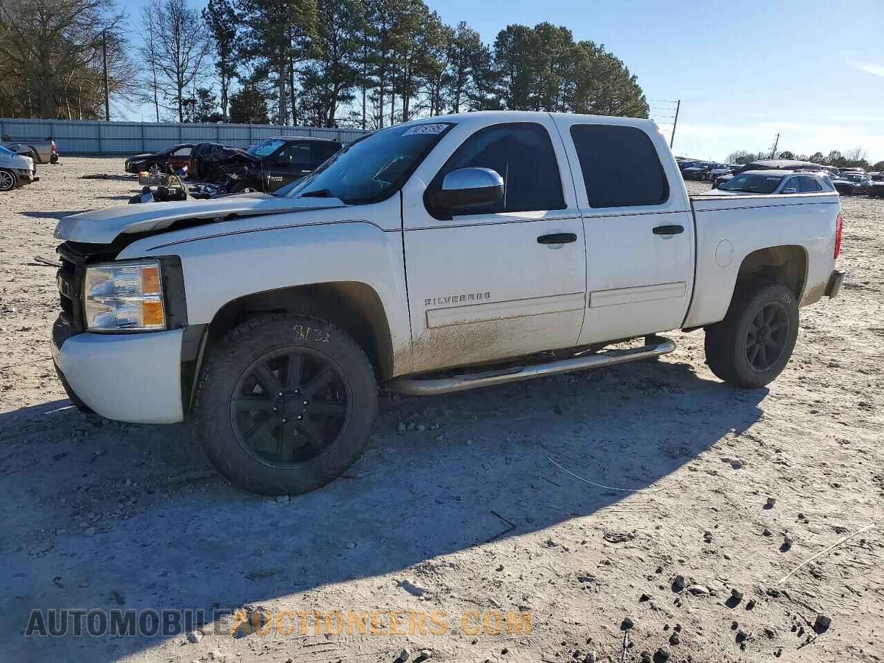 3GCPCSEA3BG153196 CHEVROLET ALL Models 2011