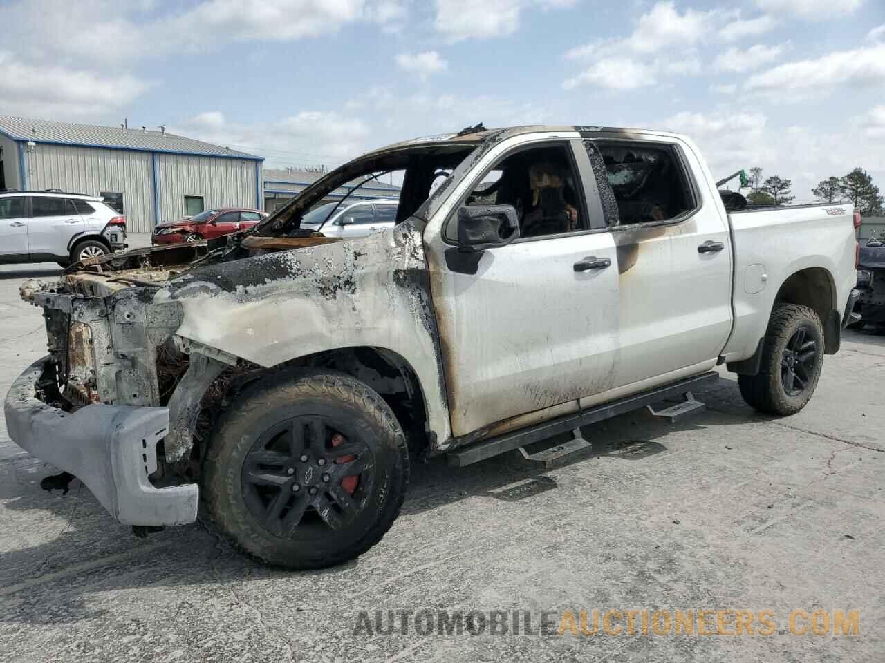 3GCPYFED2KG305066 CHEVROLET ALL Models 2019