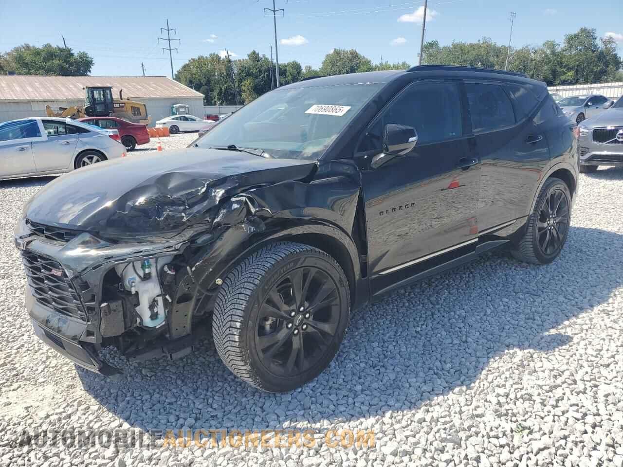 3GNKBERS2MS530125 CHEVROLET BLAZER 2021
